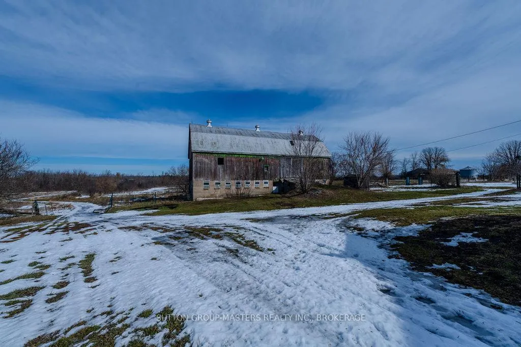 Photo 10 of 407 Blessington Road, Belleville, Thurlow Ward — HOMEH