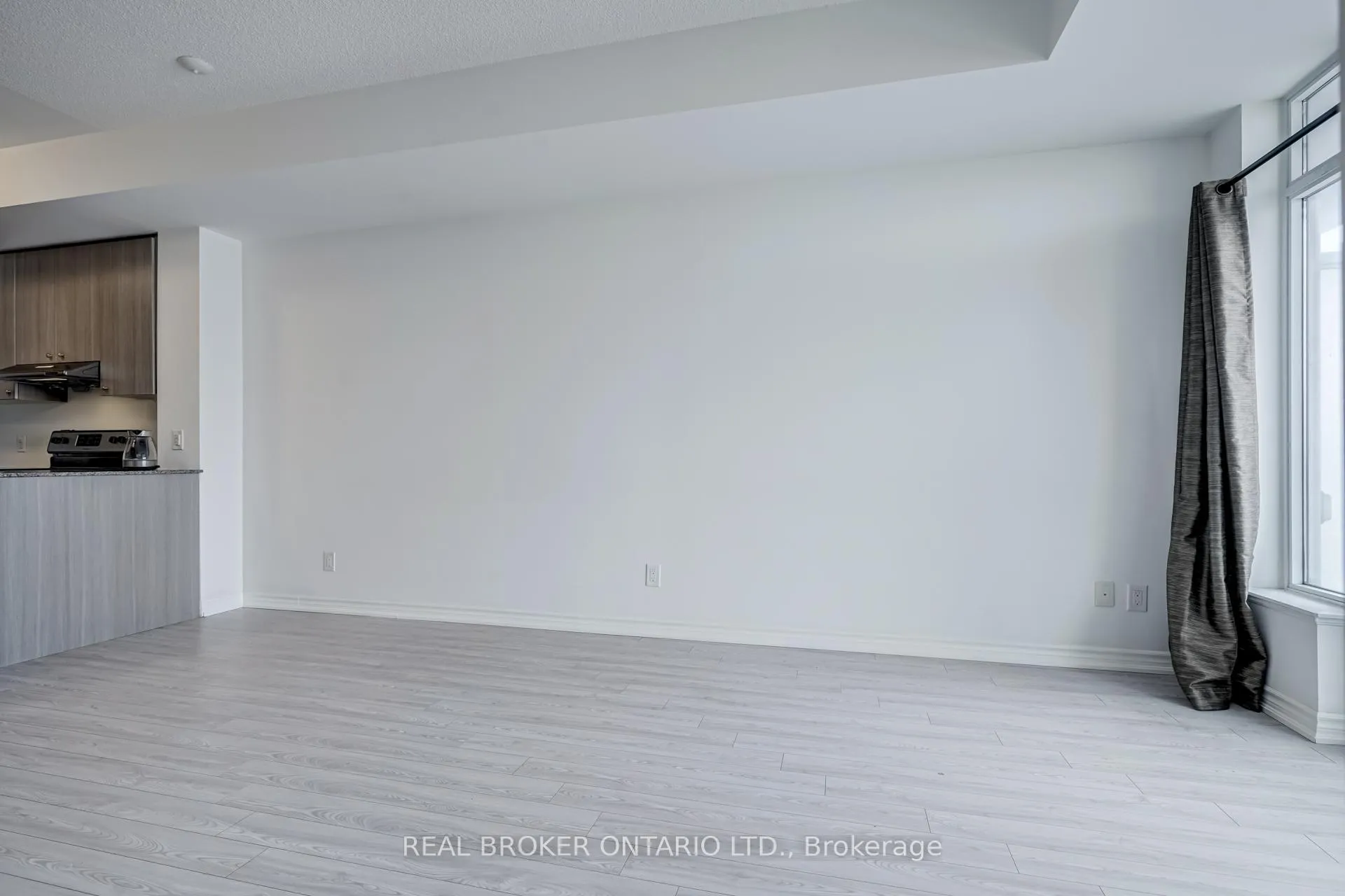 Photo 13 of Unit 618, 8323 Kennedy Road, Markham, Village Green-South Unionville — HOMEH