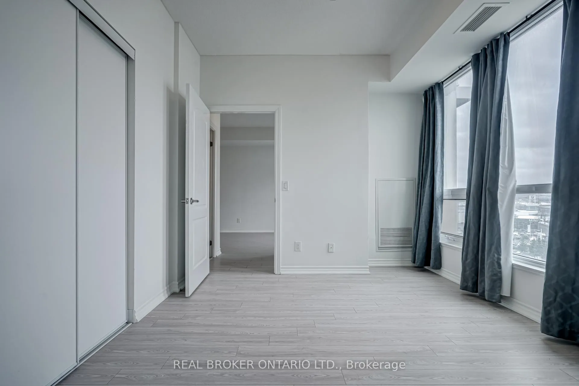 Photo 16 of Unit 618, 8323 Kennedy Road, Markham, Village Green-South Unionville — HOMEH