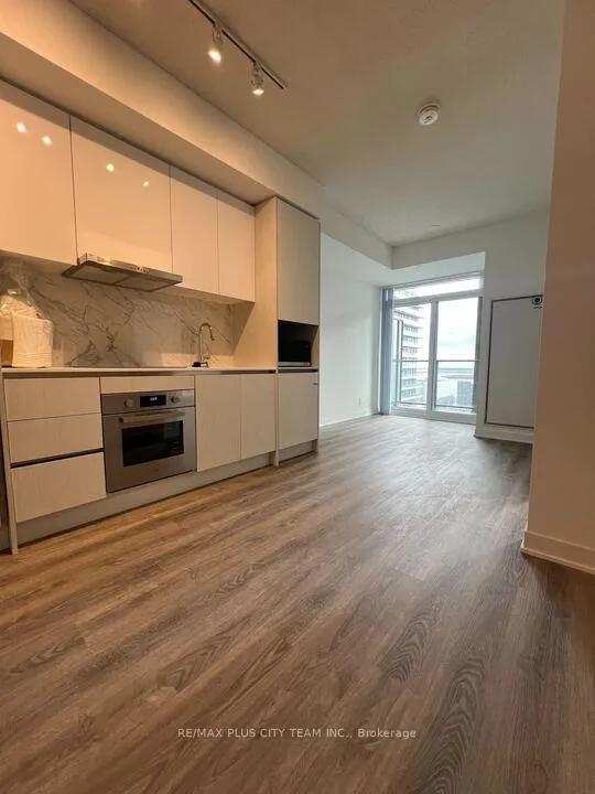 Photo 4 of Unit 2808, 180 Front Street E, Toronto, Moss Park — HOMEH