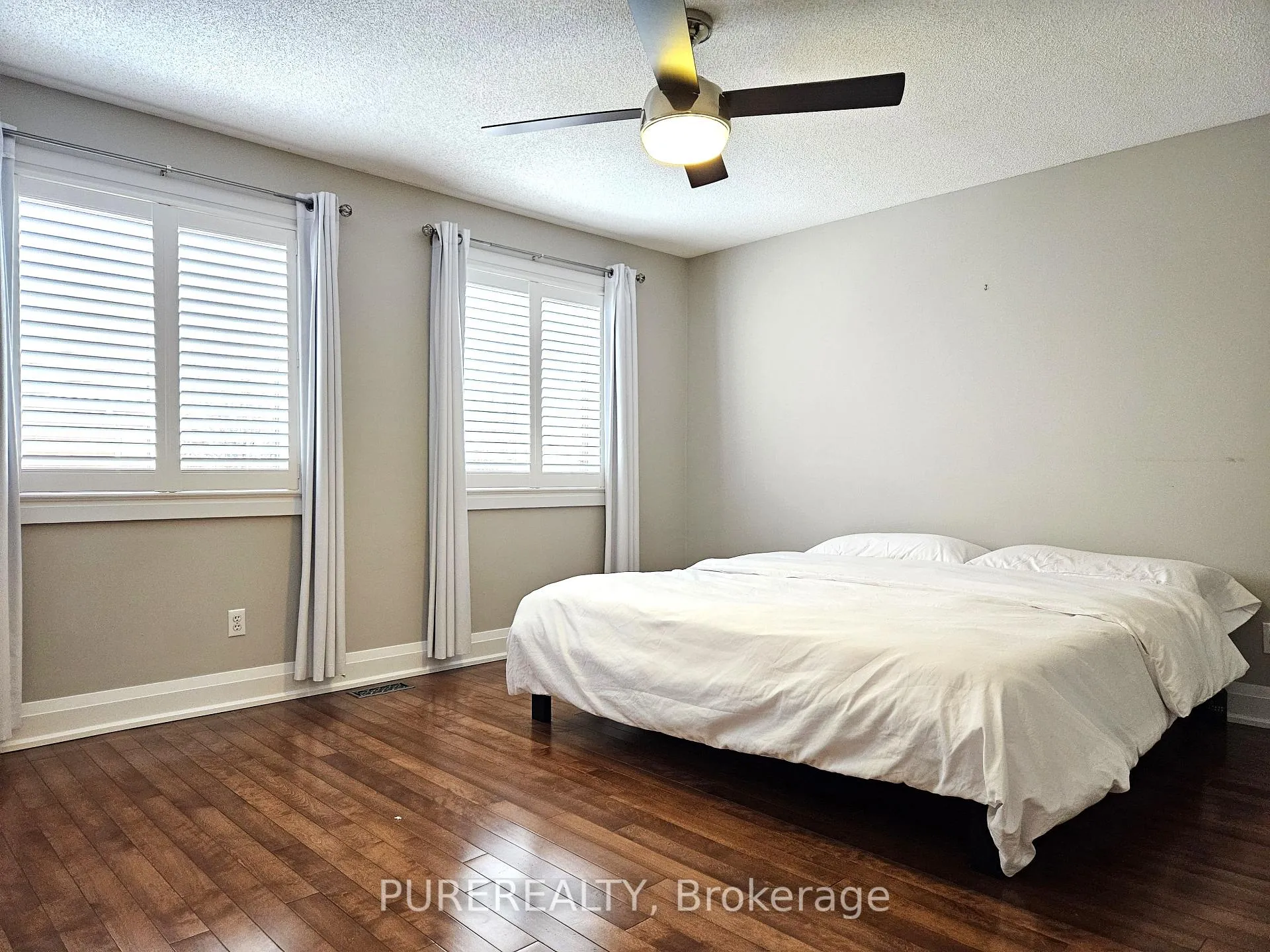 Photo 15 of 2 Aquasanta Crescent, Hamilton, Ryckmans — HOMEH
