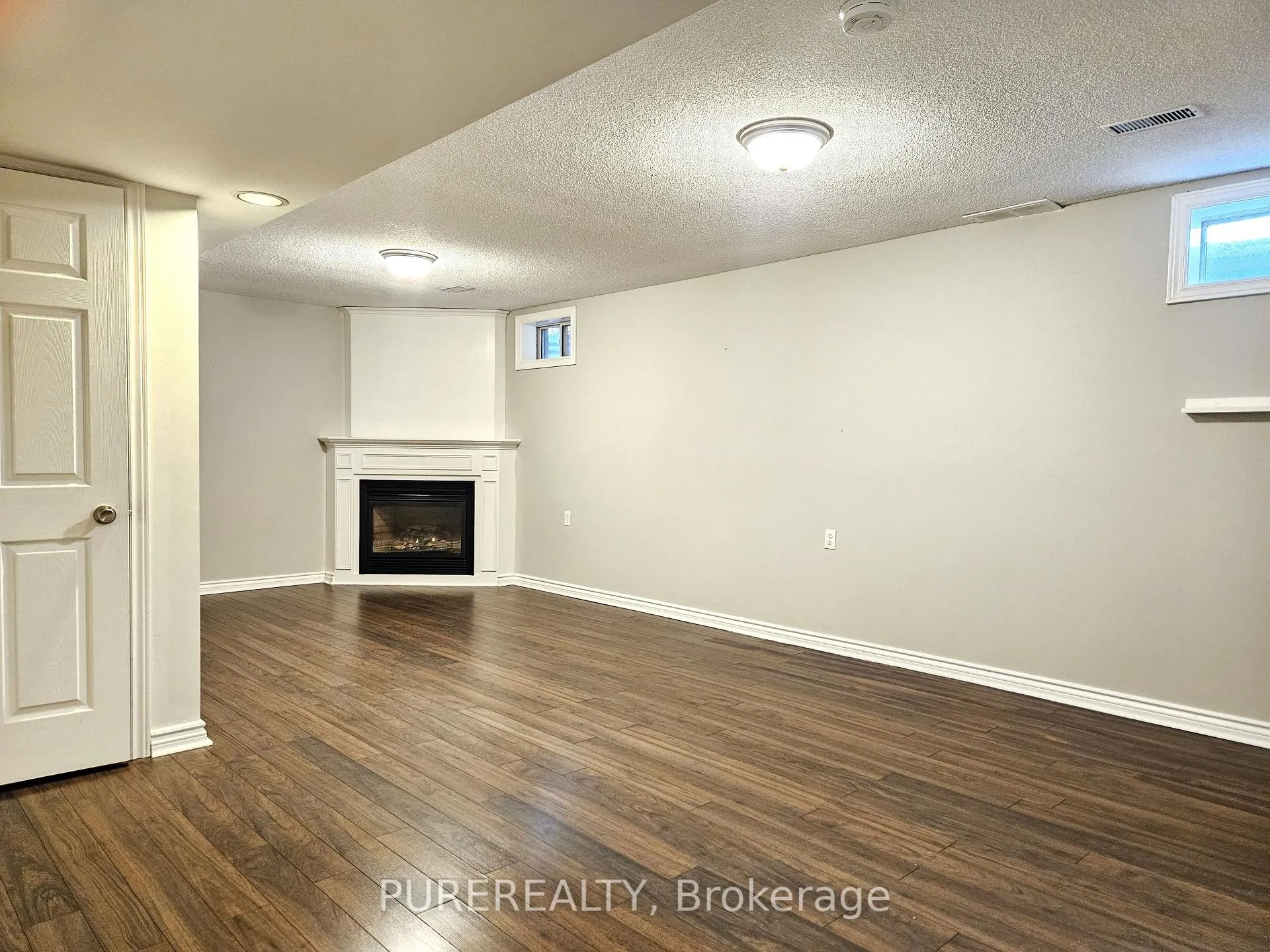 Photo 19 of 2 Aquasanta Crescent, Hamilton, Ryckmans — HOMEH