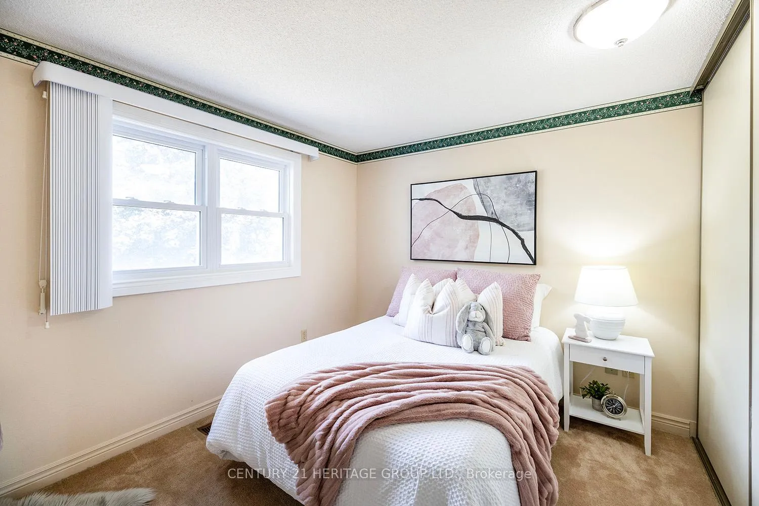 Photo 22 of 804 Mahina Street, Oshawa, McLaughlin — HOMEH