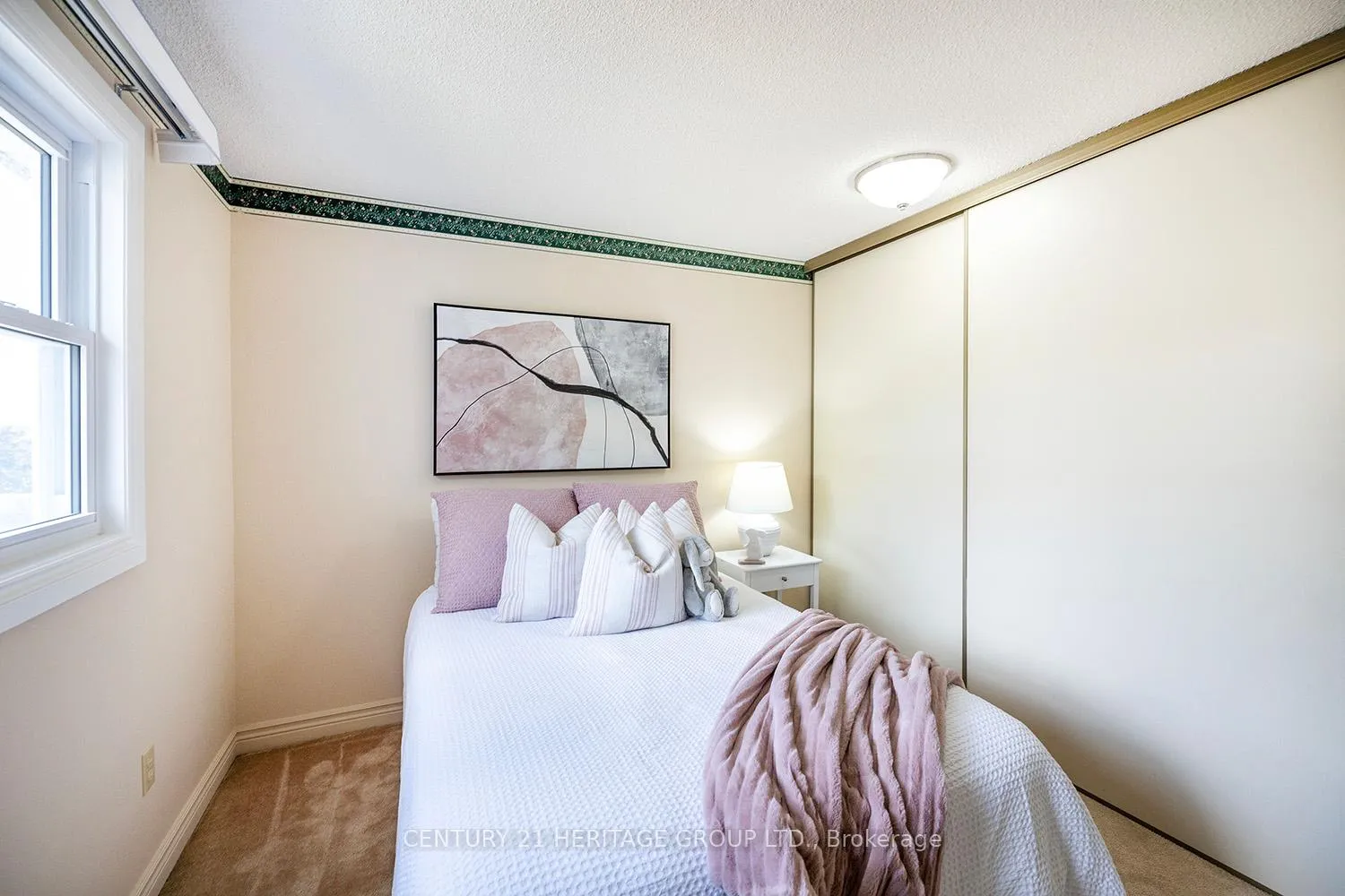 Photo 23 of 804 Mahina Street, Oshawa, McLaughlin — HOMEH