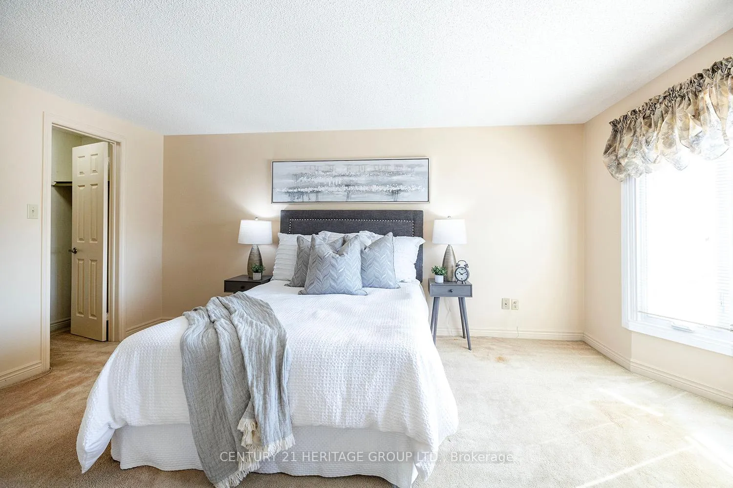 Photo 30 of 804 Mahina Street, Oshawa, McLaughlin — HOMEH