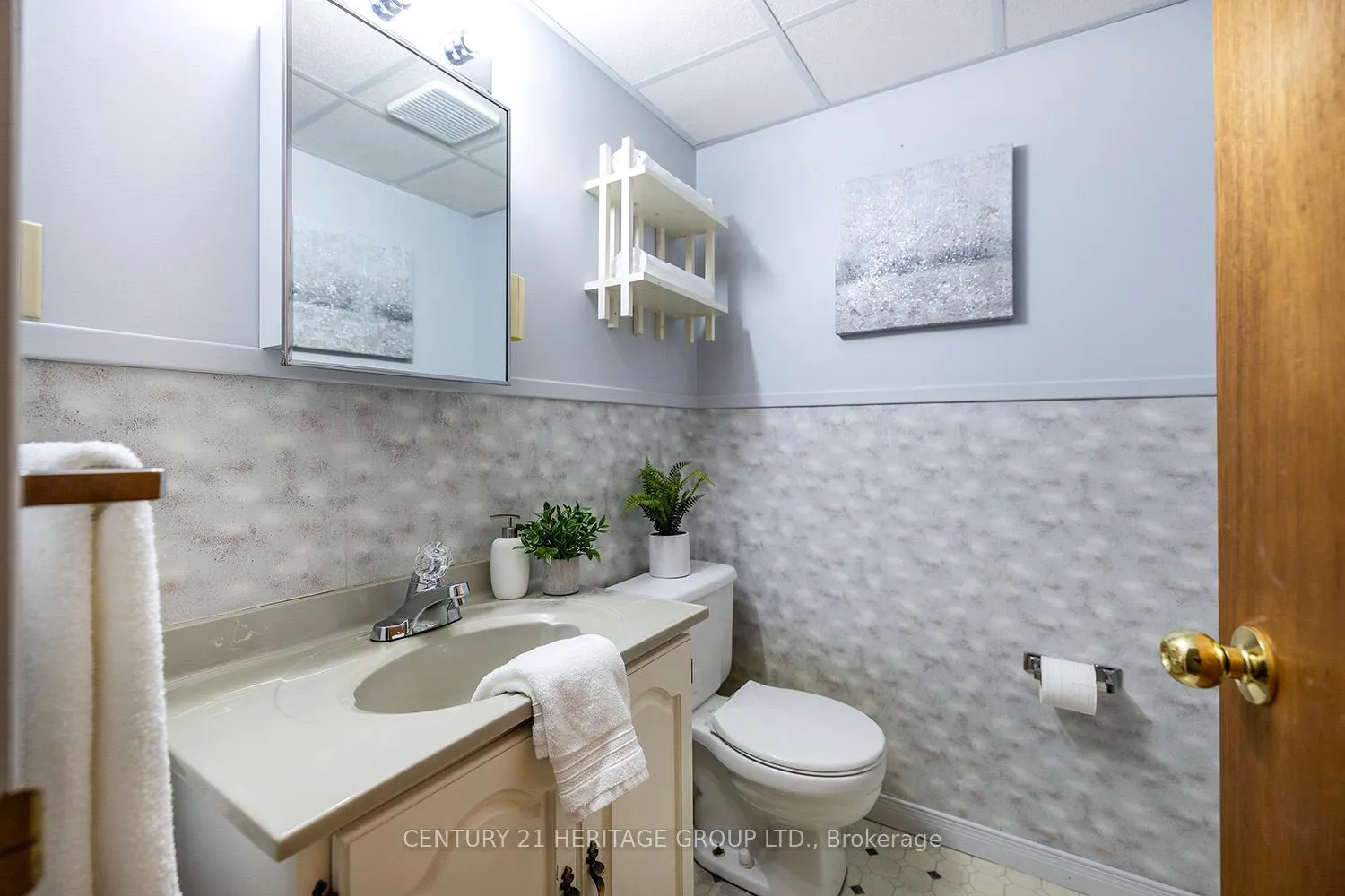 Photo 37 of 804 Mahina Street, Oshawa, McLaughlin — HOMEH