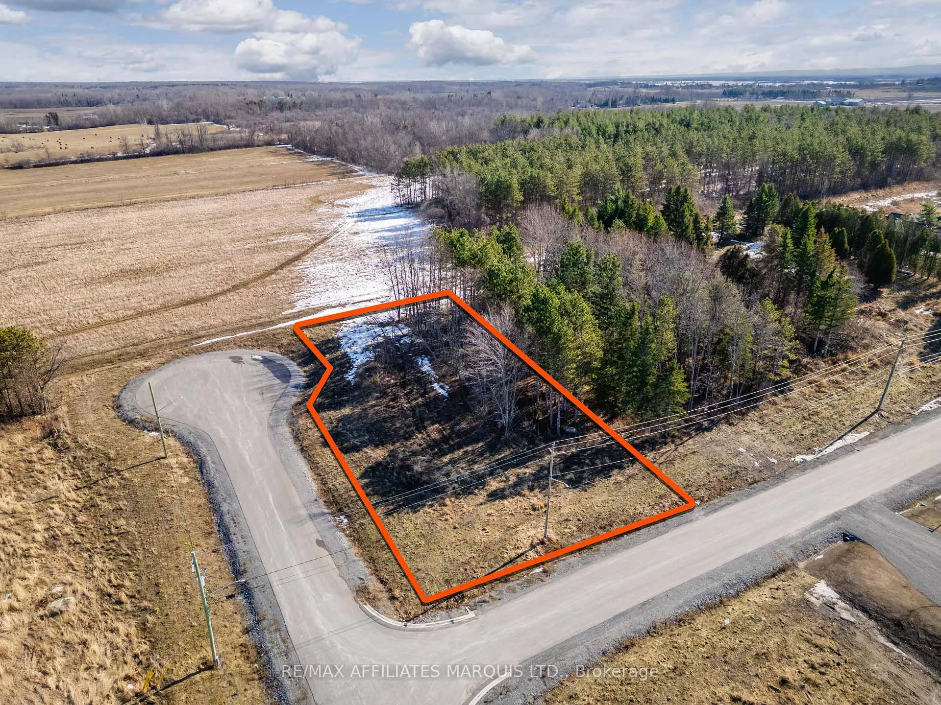 Front of LOT 16 Sapphire Drive