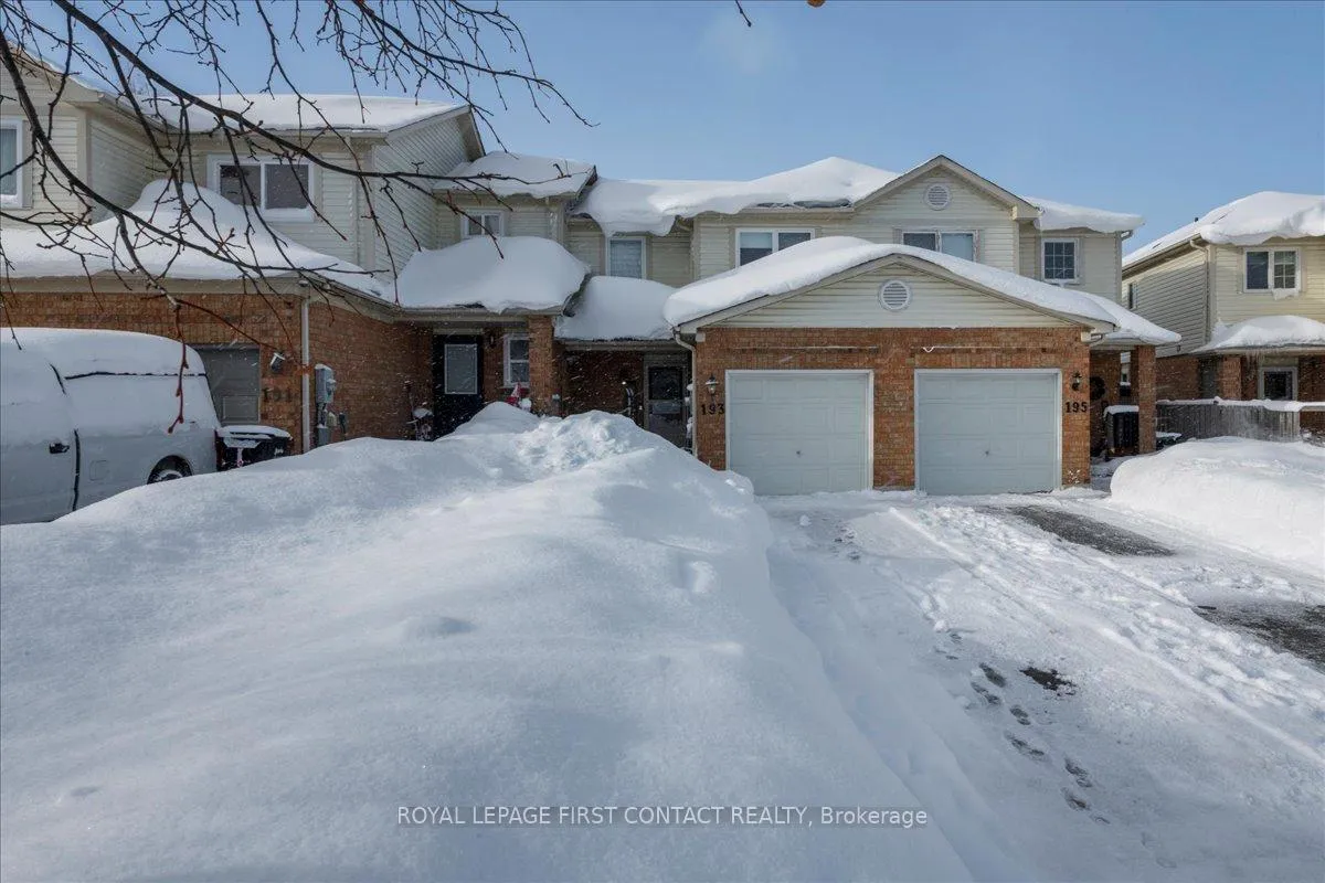 Photo 2 of 193 Pickett Crescent, Barrie, Painswick North — HOMEH