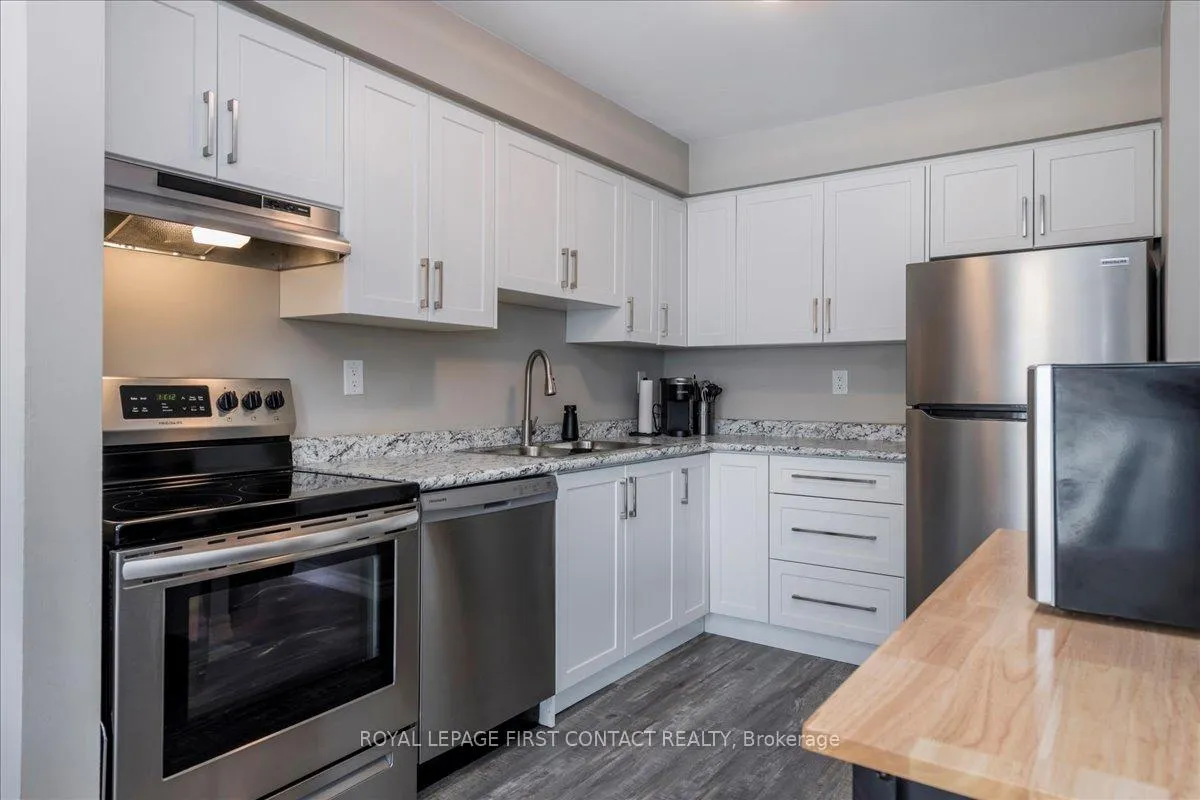 Photo 8 of 193 Pickett Crescent, Barrie, Painswick North — HOMEH
