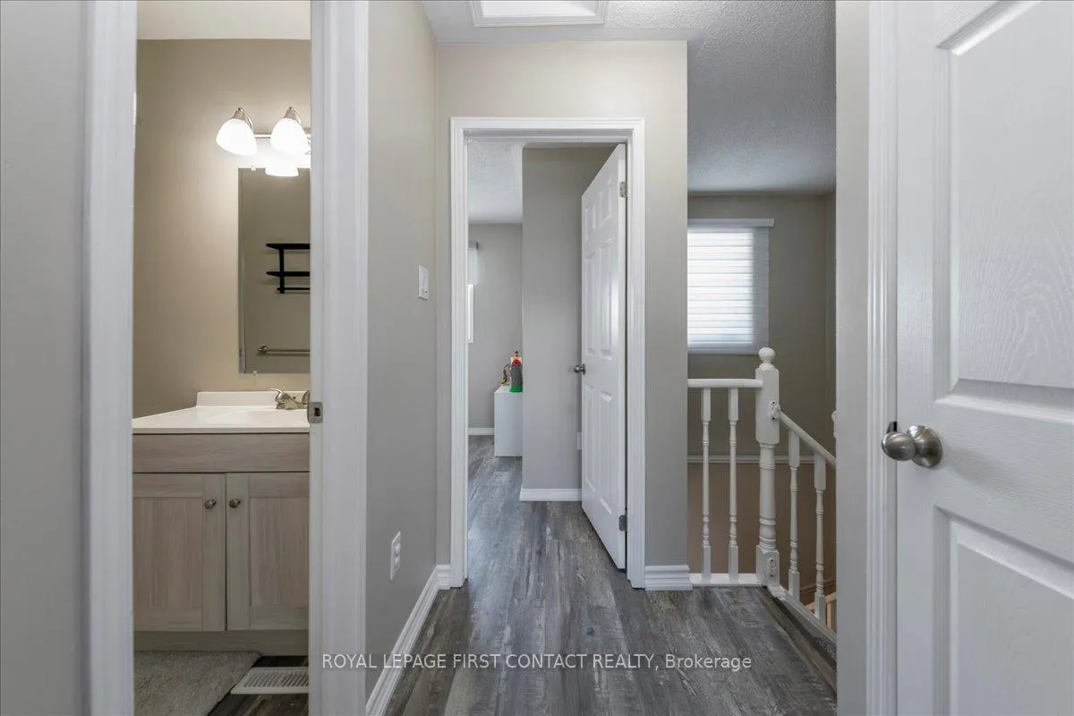 Photo 9 of 193 Pickett Crescent, Barrie, Painswick North — HOMEH
