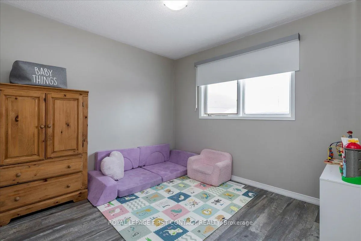 Photo 13 of 193 Pickett Crescent, Barrie, Painswick North — HOMEH
