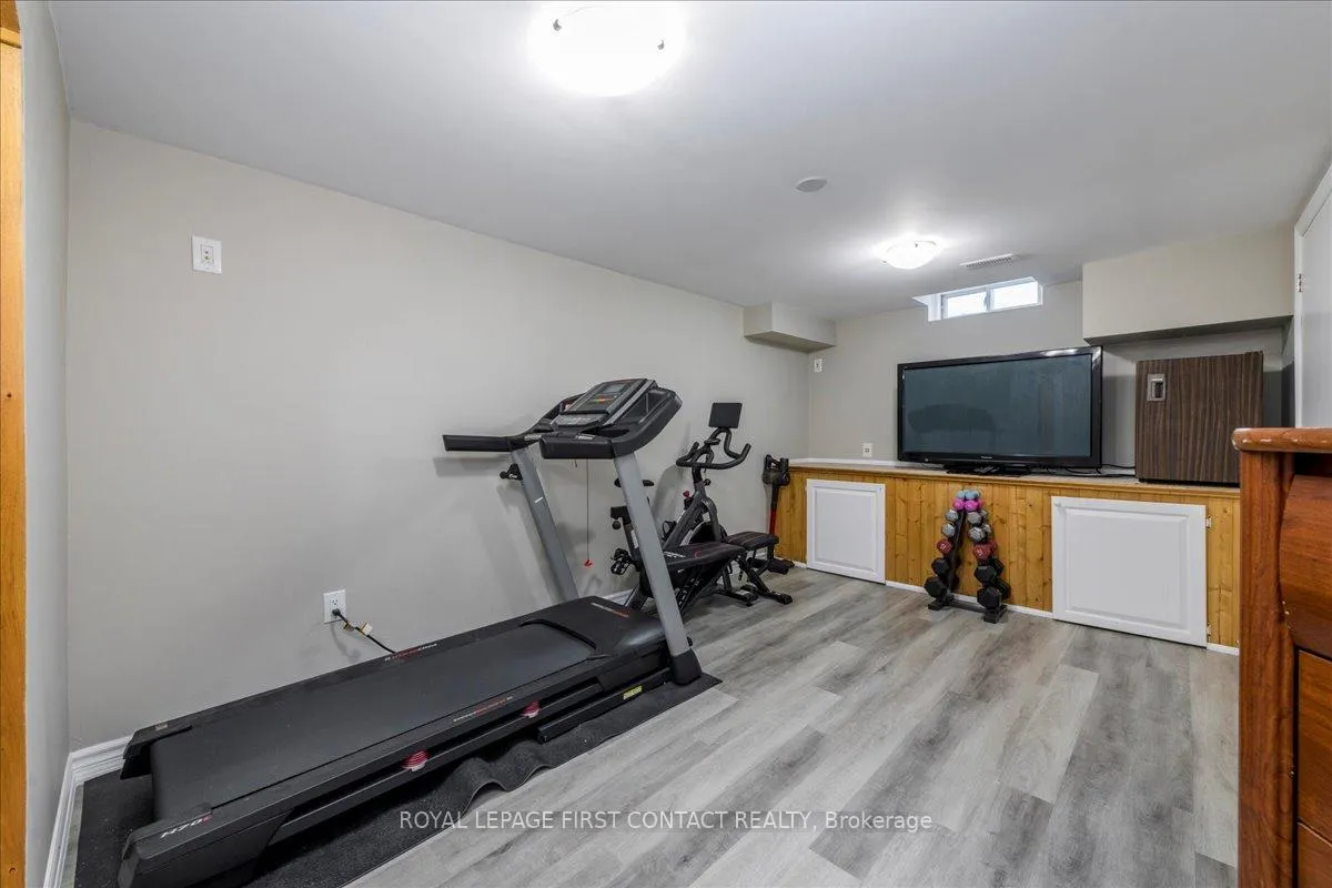 Photo 14 of 193 Pickett Crescent, Barrie, Painswick North — HOMEH