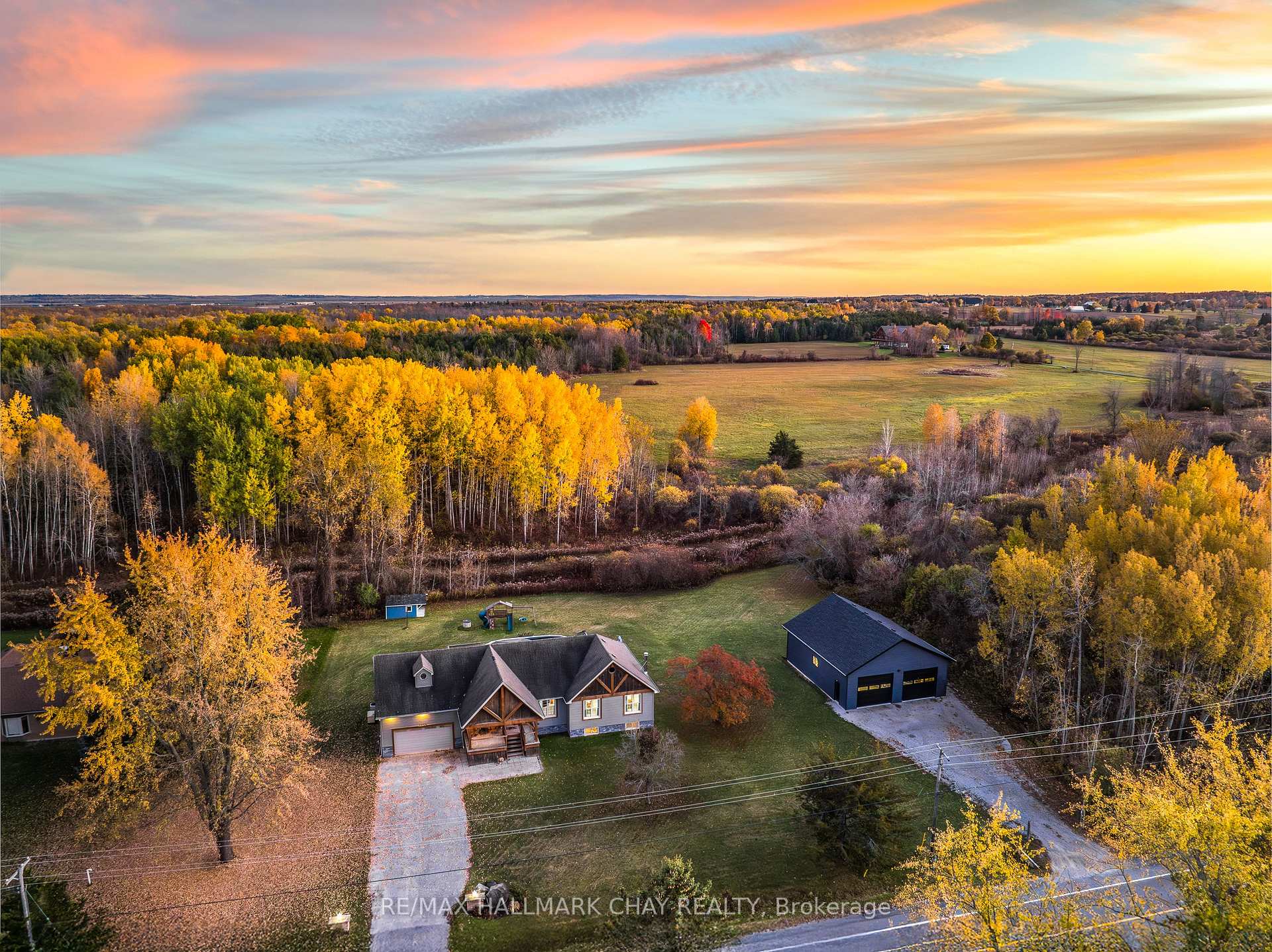 Photo 38 of 1259 Gilford Road, Innisfil, Gilford — HOMEH
