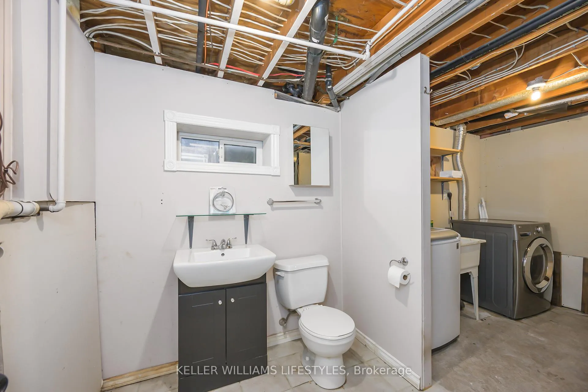 Photo 26 of 12 Stirling Crescent, St. Thomas — HOMEH