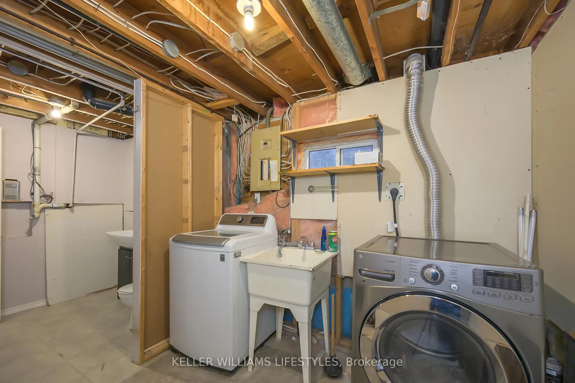 Photo 27 of 12 Stirling Crescent, St. Thomas — HOMEH