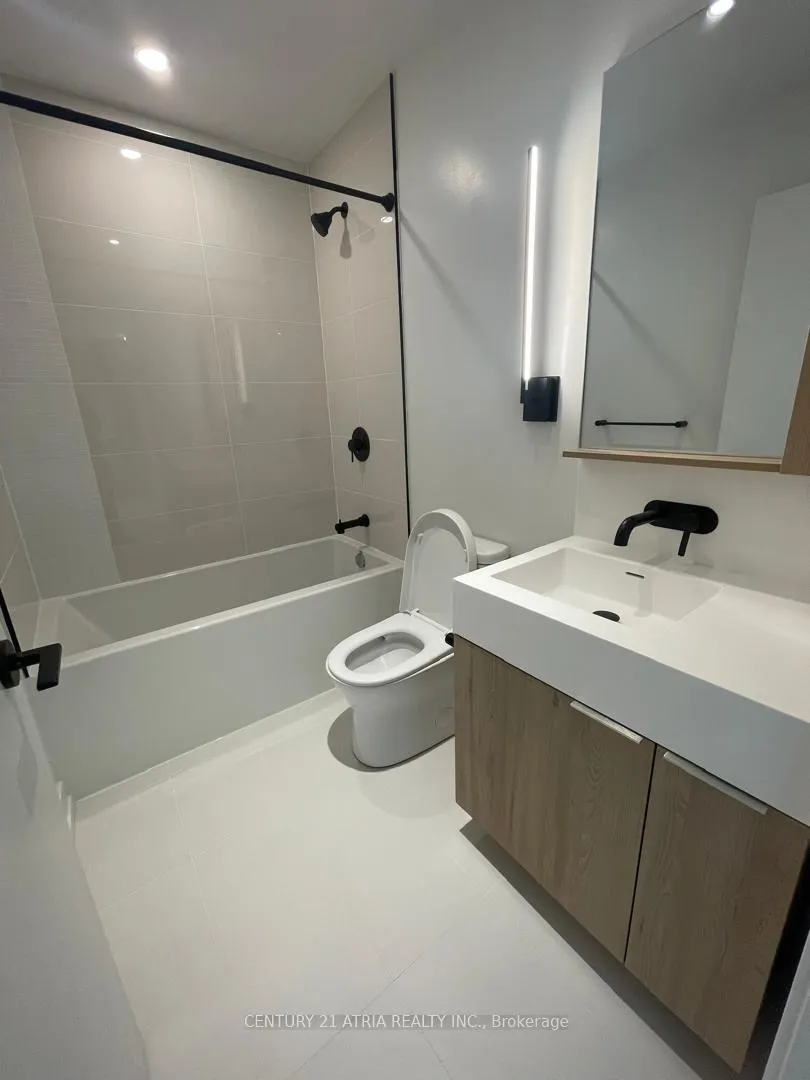 Photo 1 of Unit E3509, 127 Broadway Avenue, Toronto, Mount Pleasant West — HOMEH