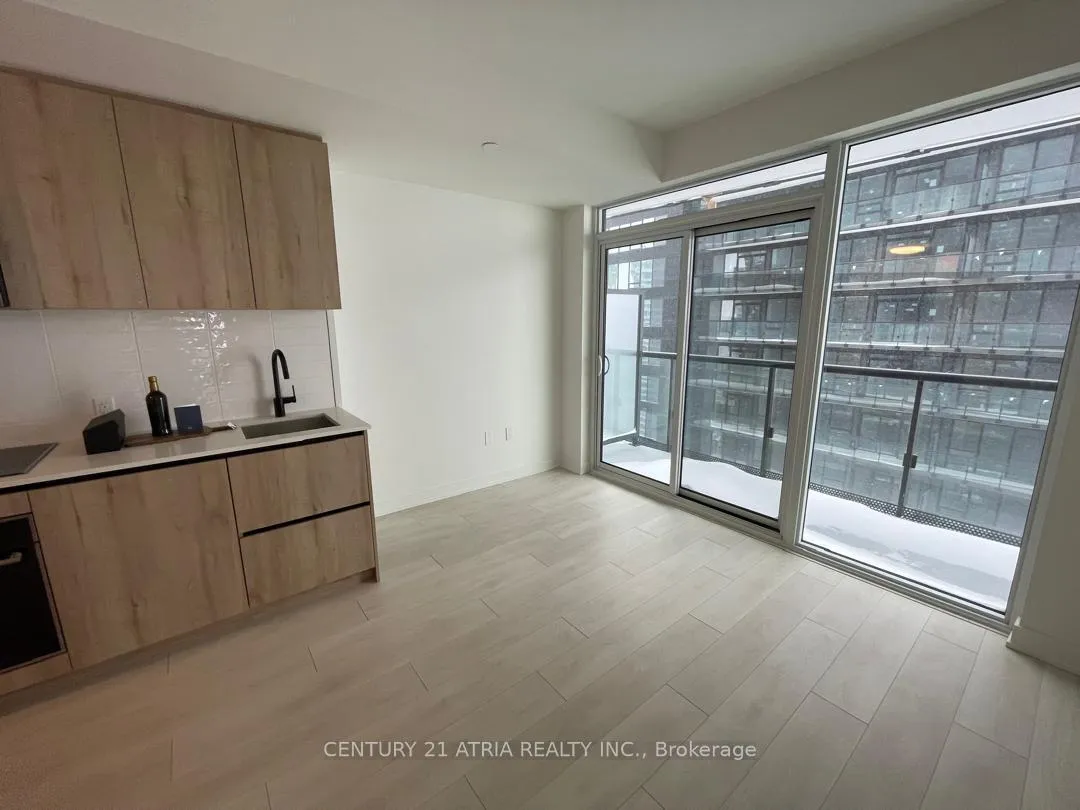 Photo 6 of Unit E3509, 127 Broadway Avenue, Toronto, Mount Pleasant West — HOMEH