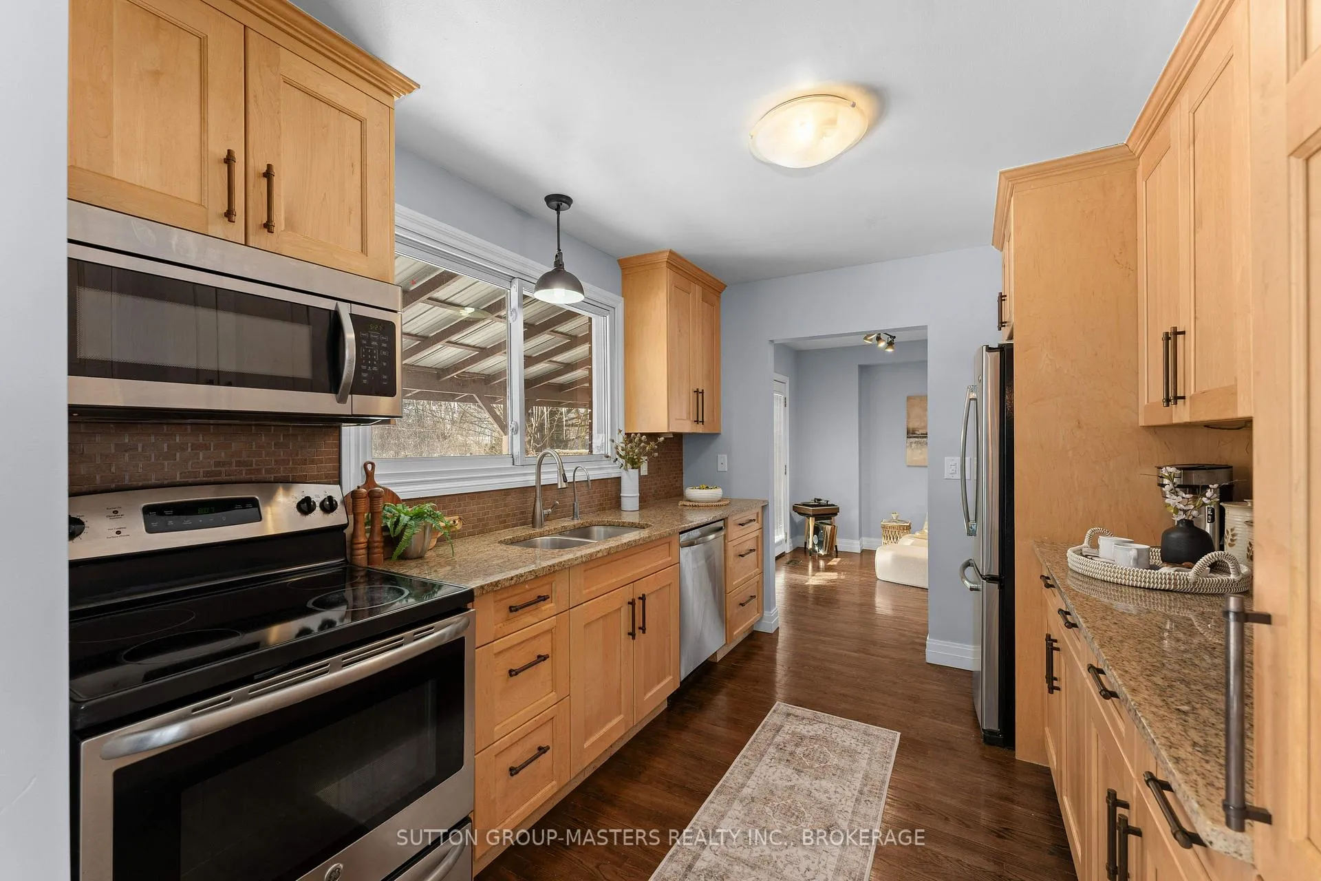 Photo 10 of 58 Cliff Crescent, Kingston, Central City West — HOMEH