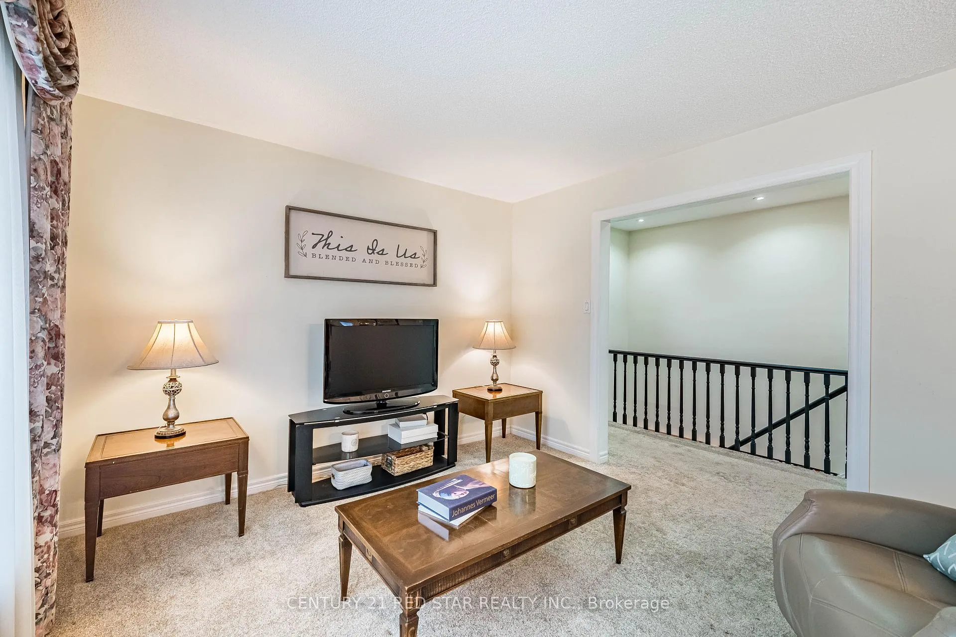 Photo 10 of 25 Devonshire Drive, Brampton, Southgate — HOMEH