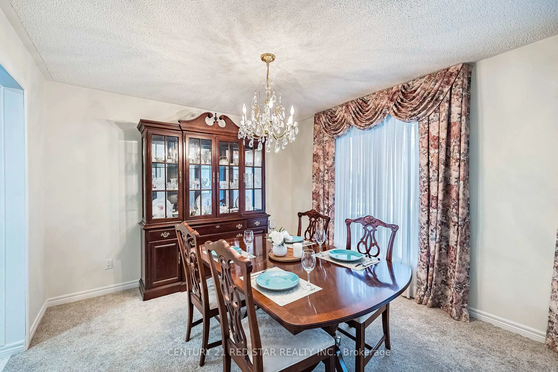 Photo 11 of 25 Devonshire Drive, Brampton, Southgate — HOMEH