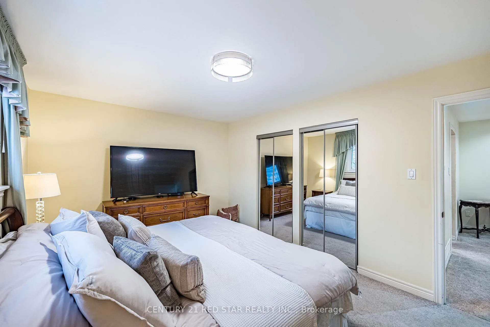 Photo 20 of 25 Devonshire Drive, Brampton, Southgate — HOMEH