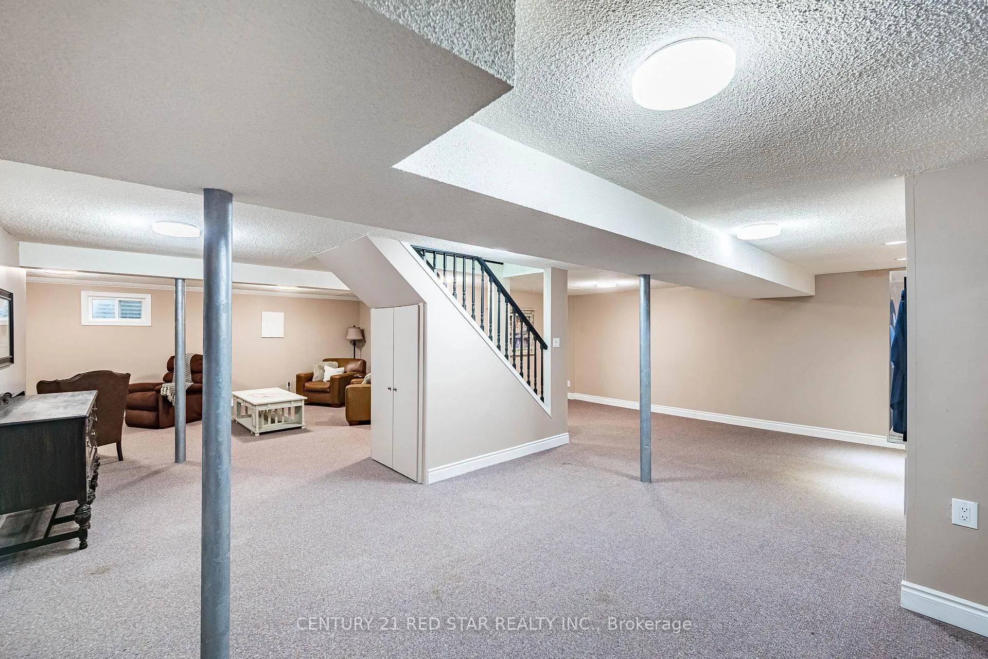 Photo 29 of 25 Devonshire Drive, Brampton, Southgate — HOMEH