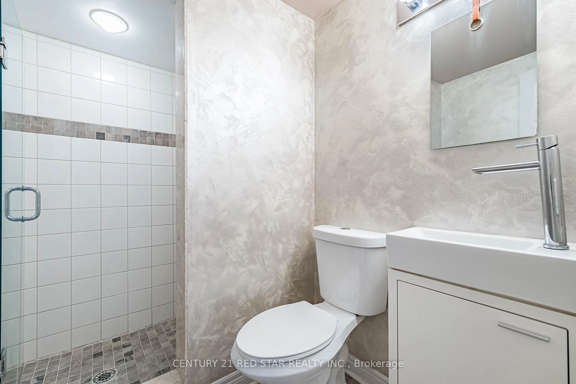 Photo 34 of 25 Devonshire Drive, Brampton, Southgate — HOMEH