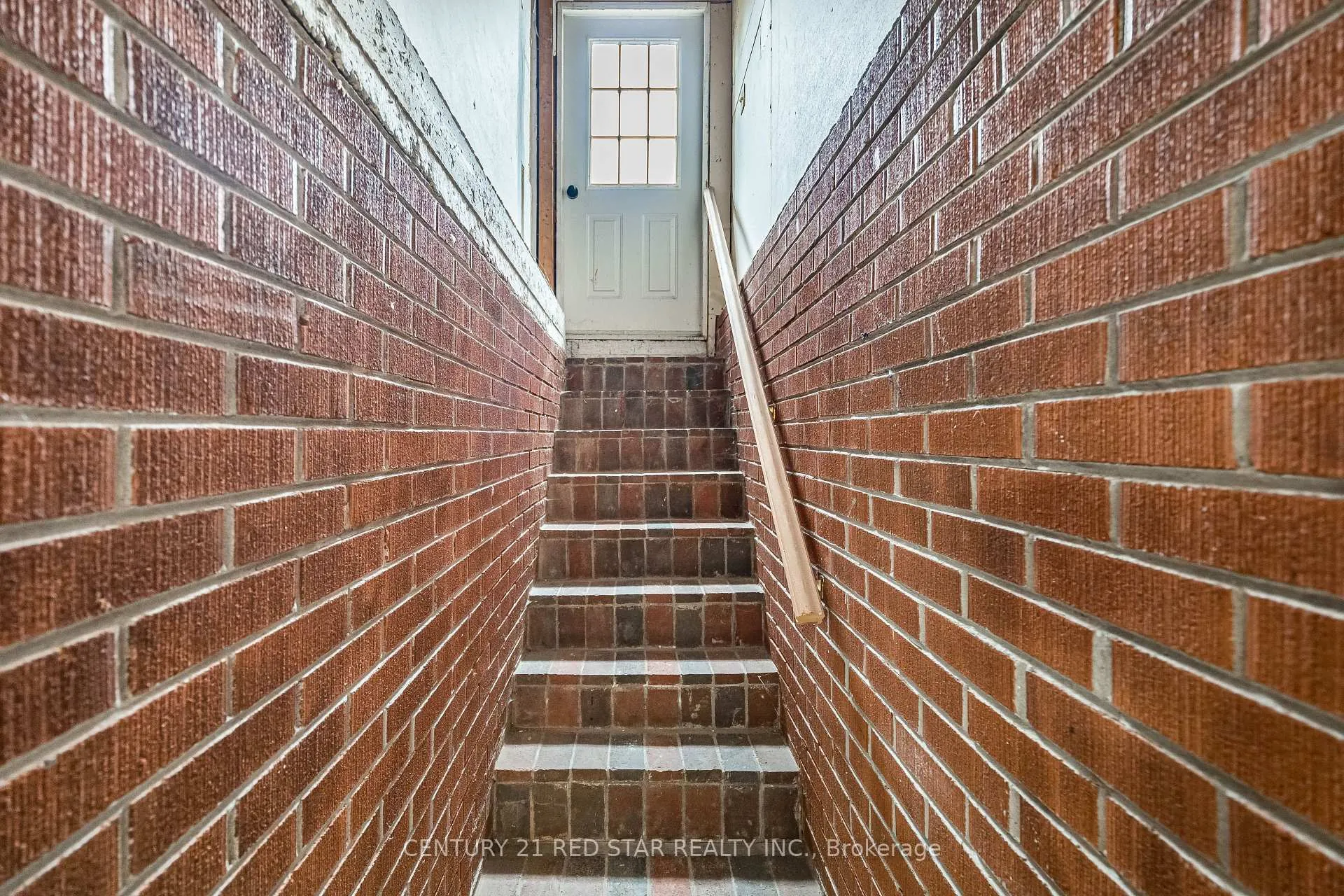 Photo 35 of 25 Devonshire Drive, Brampton, Southgate — HOMEH
