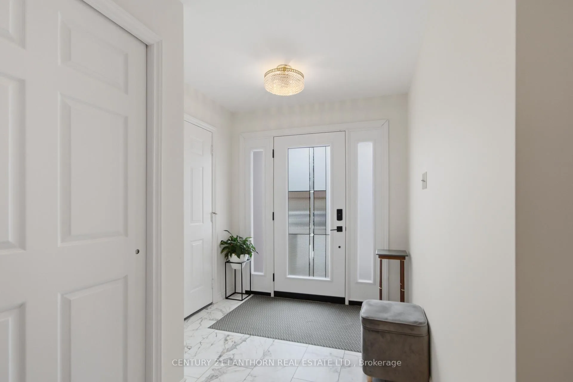Photo 5 of 84 Westwind Crescent, Prince Edward County, Wellington Ward — HOMEH