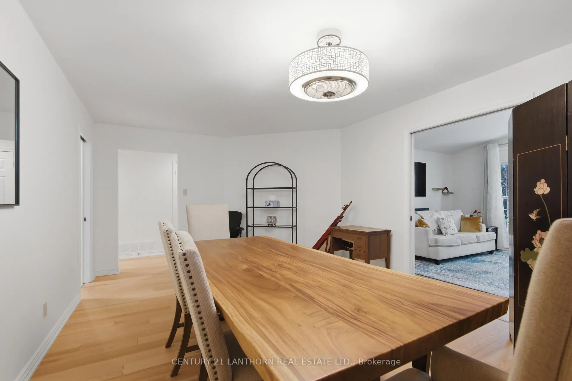 Photo 10 of 84 Westwind Crescent, Prince Edward County, Wellington Ward — HOMEH