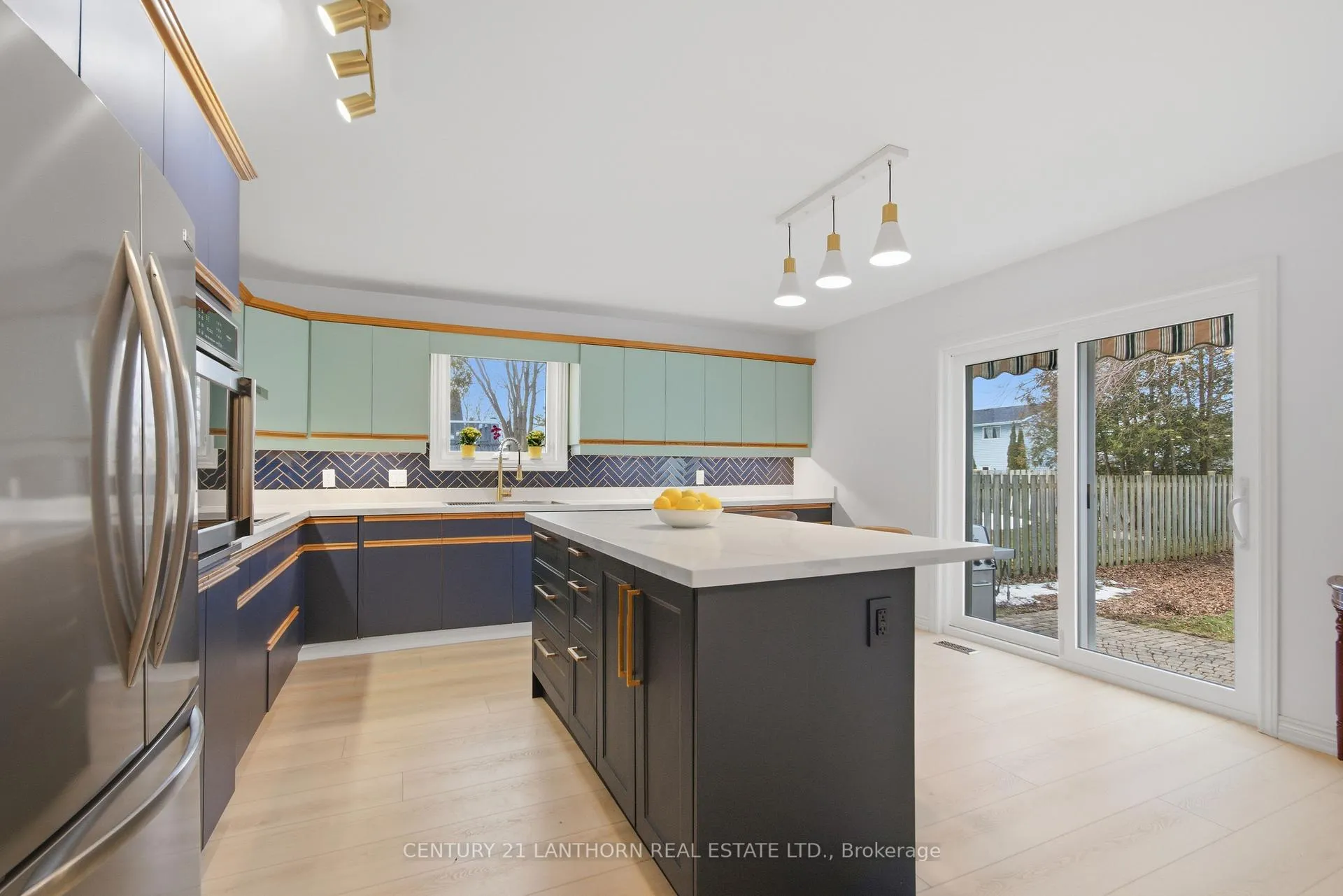 Photo 12 of 84 Westwind Crescent, Prince Edward County, Wellington Ward — HOMEH