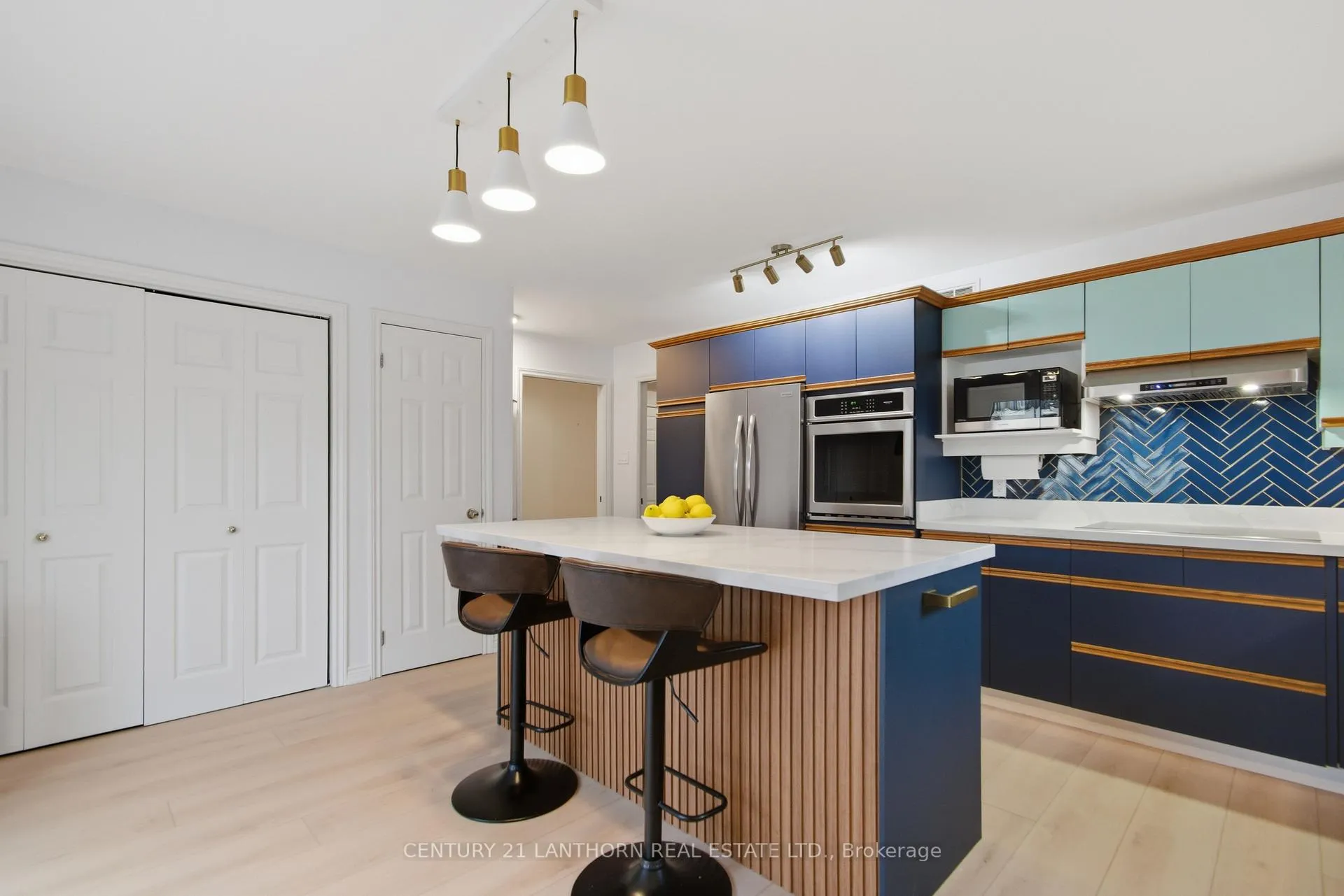 Photo 15 of 84 Westwind Crescent, Prince Edward County, Wellington Ward — HOMEH