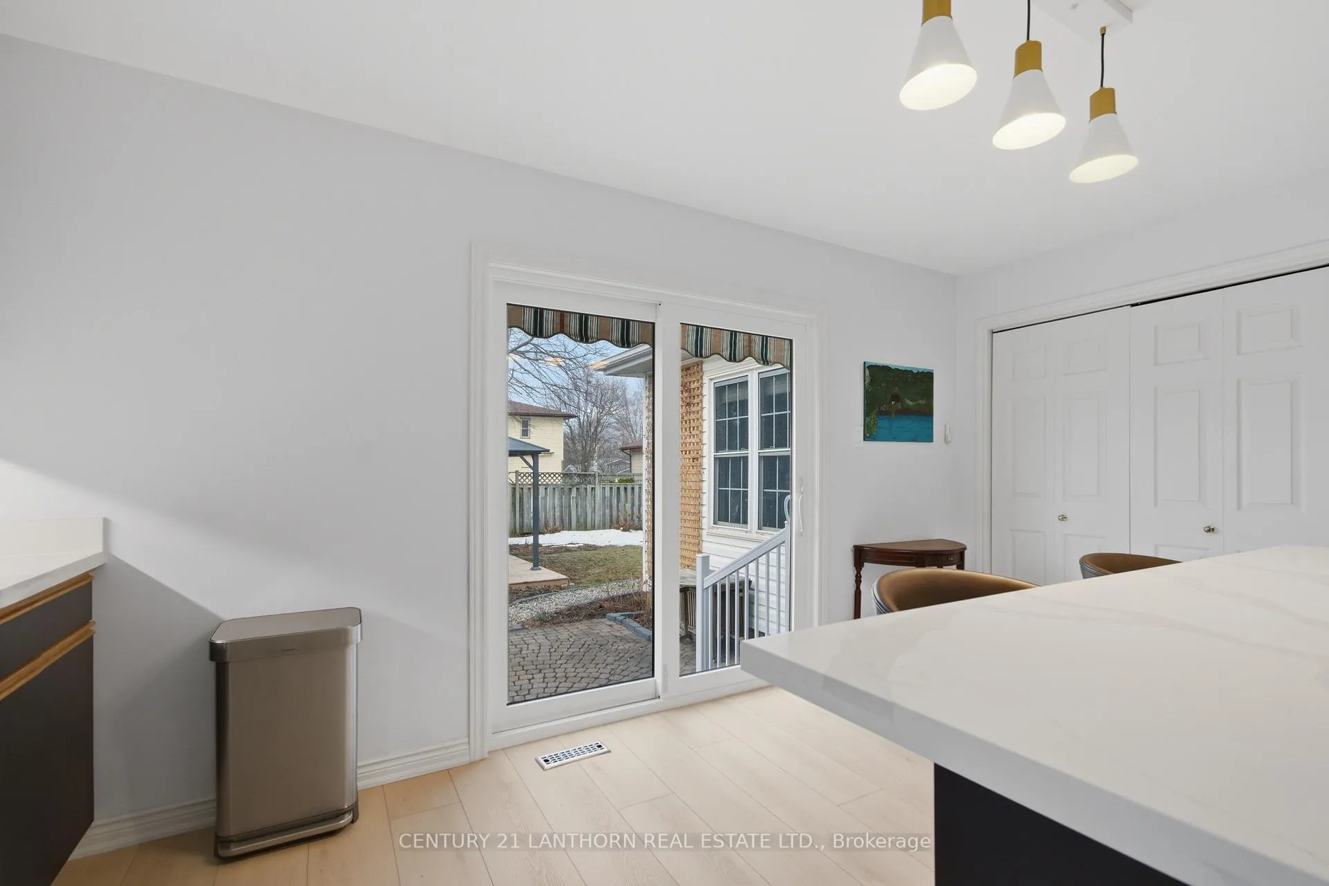 Photo 16 of 84 Westwind Crescent, Prince Edward County, Wellington Ward — HOMEH