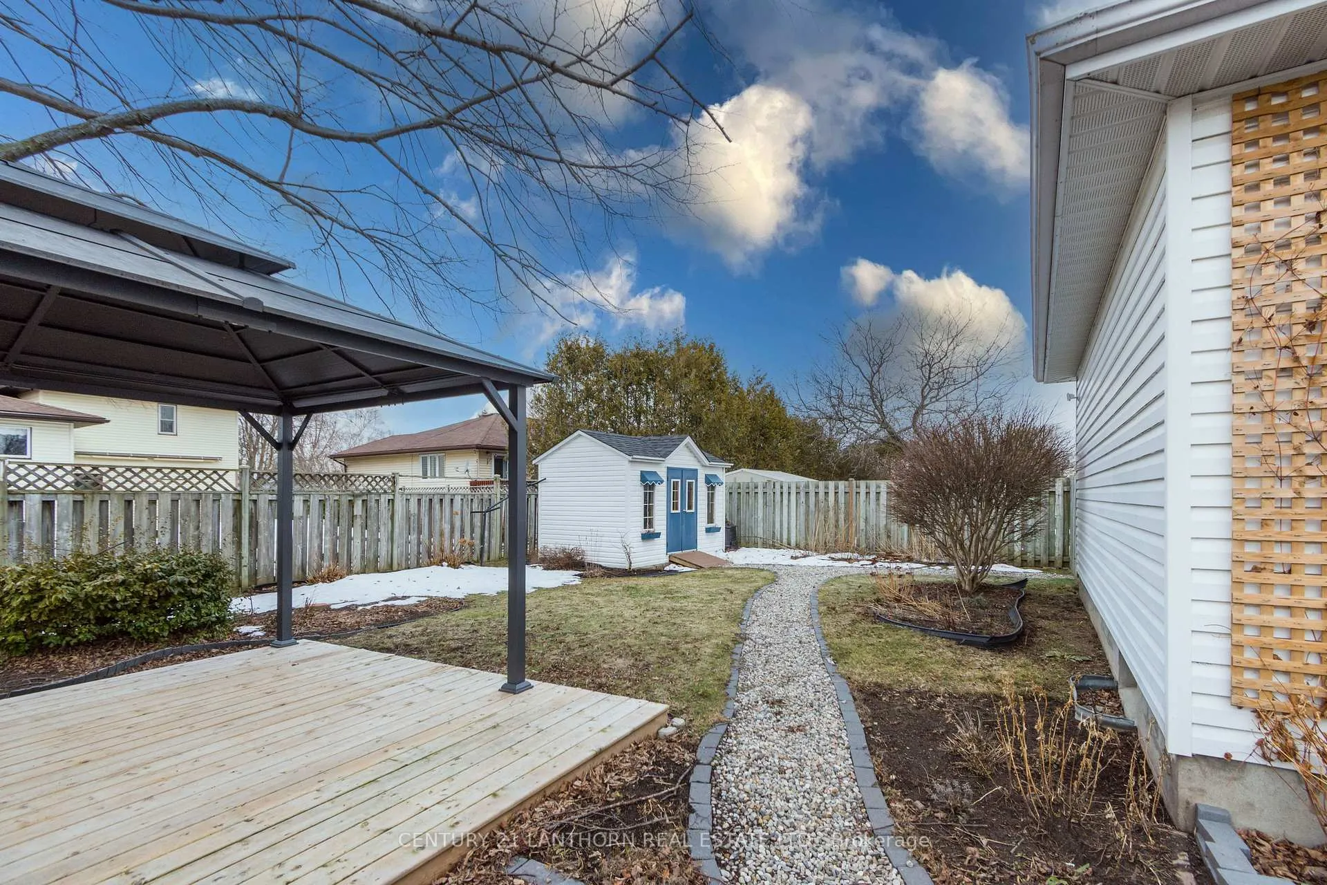 Photo 23 of 84 Westwind Crescent, Prince Edward County, Wellington Ward — HOMEH