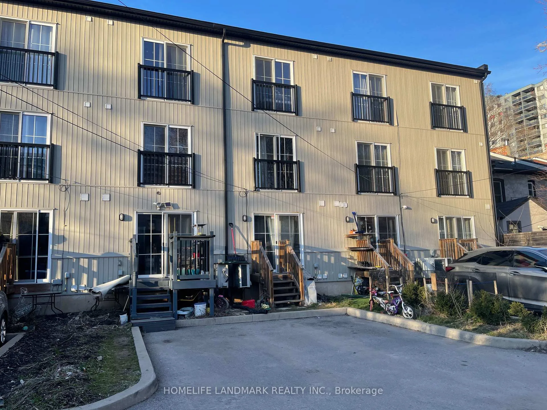 Photo 3 of Unit Lower, 184 Wilson Street, Hamilton, Beasley — HOMEH