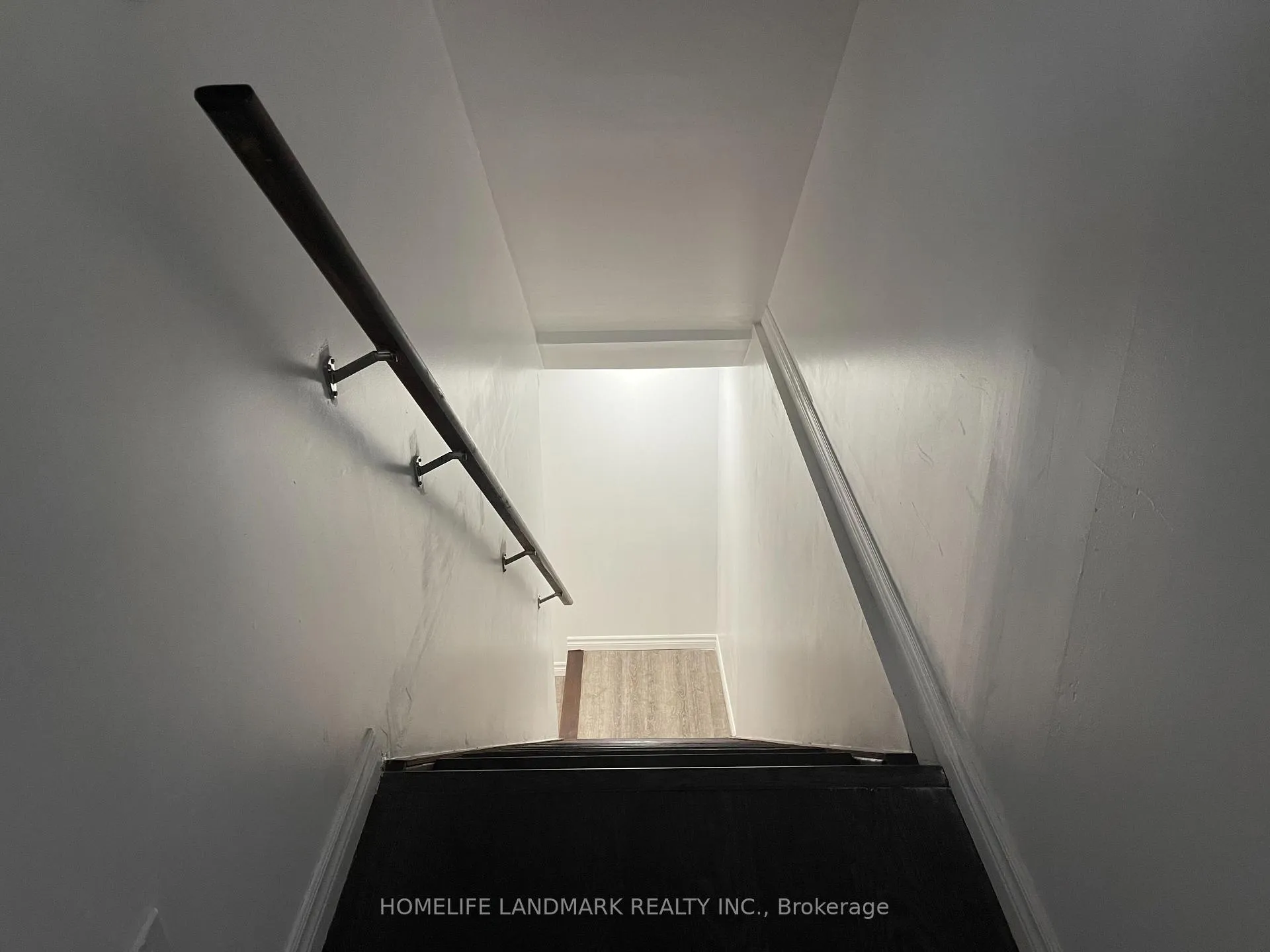 Photo 8 of Unit Lower, 184 Wilson Street, Hamilton, Beasley — HOMEH