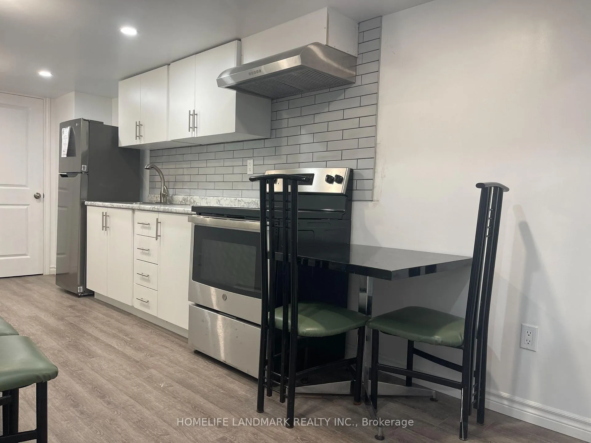 Photo 10 of Unit Lower, 184 Wilson Street, Hamilton, Beasley — HOMEH