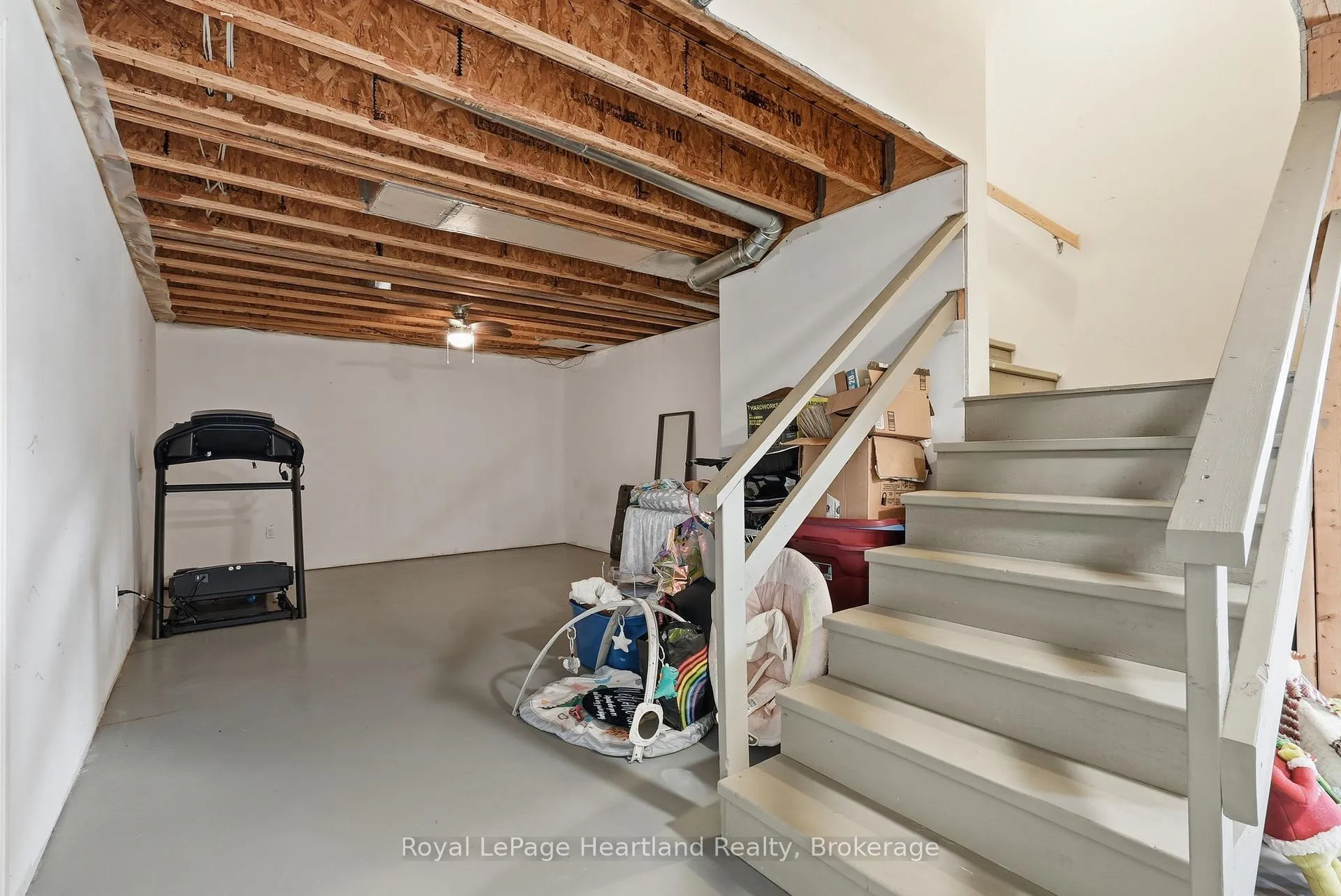 Photo 33 of 1020 Brussels Line, Howick — HOMEH