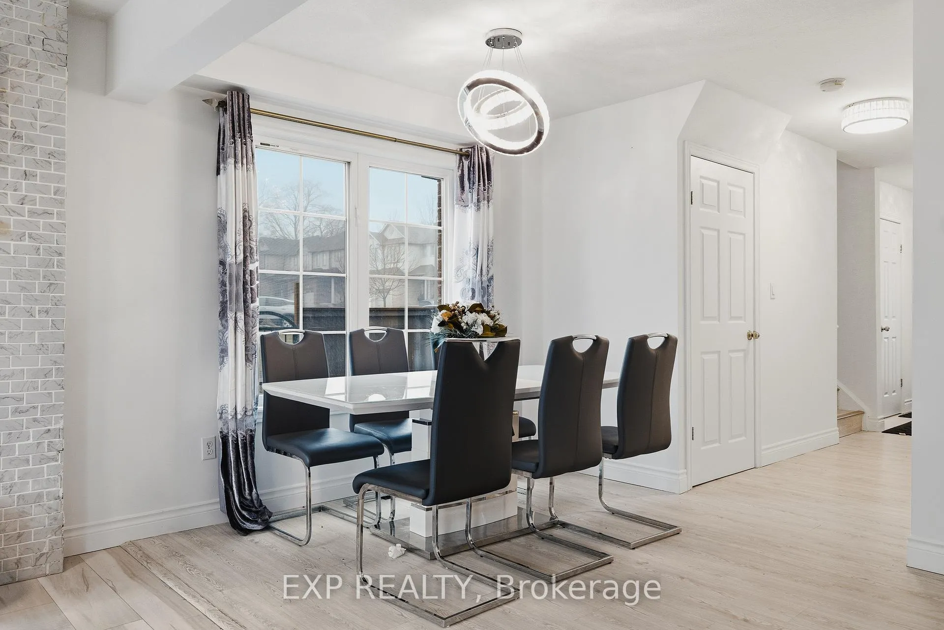 Photo 14 of Unit 9, 147 Kemp Crescent, Guelph, Grange Road — HOMEH