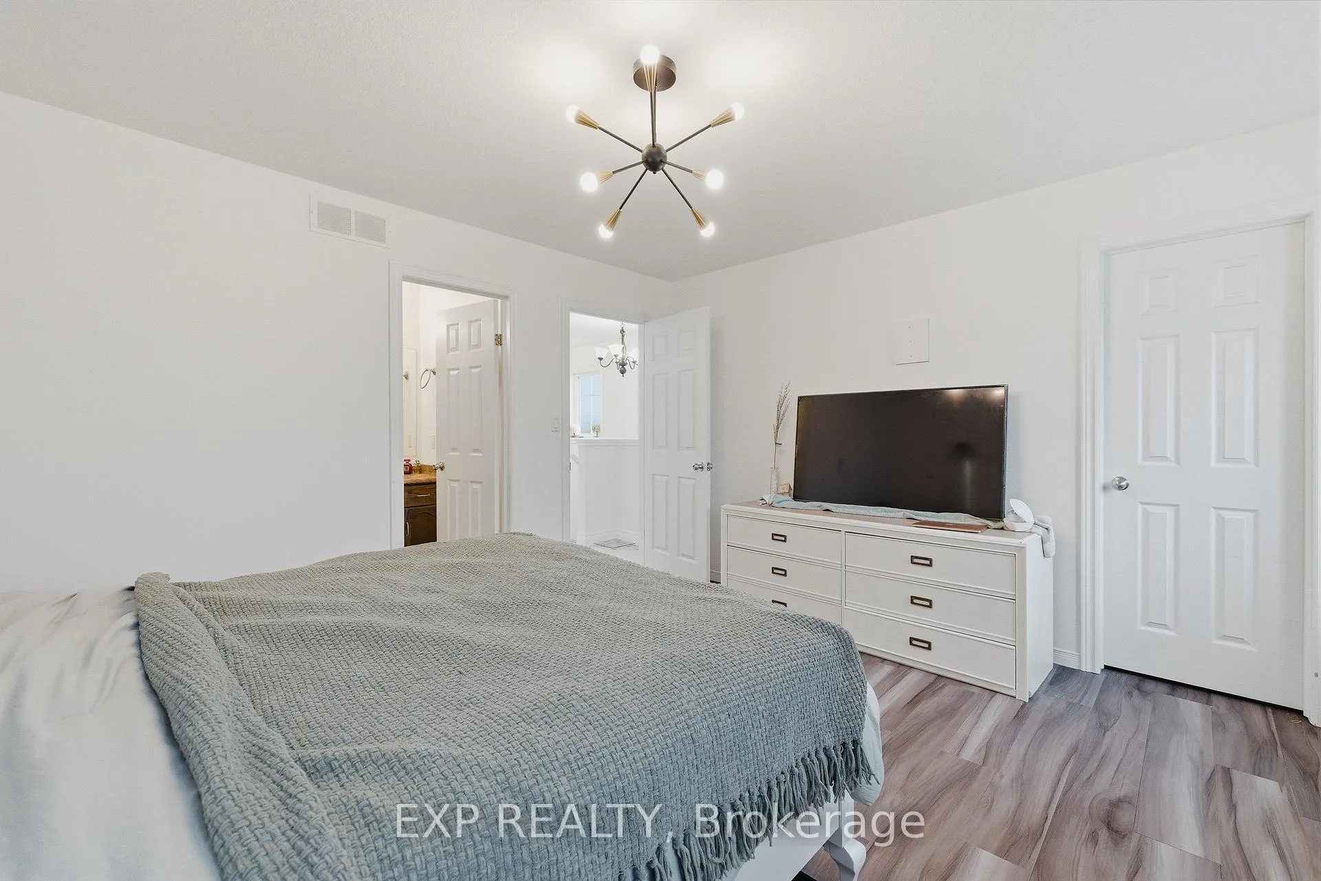Photo 19 of Unit 9, 147 Kemp Crescent, Guelph, Grange Road — HOMEH