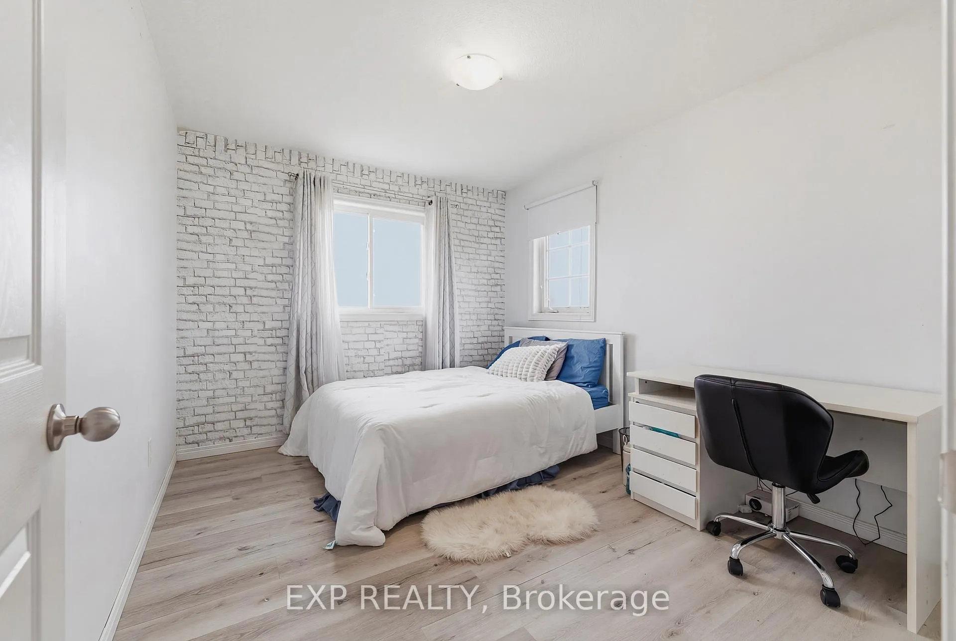 Photo 21 of Unit 9, 147 Kemp Crescent, Guelph, Grange Road — HOMEH