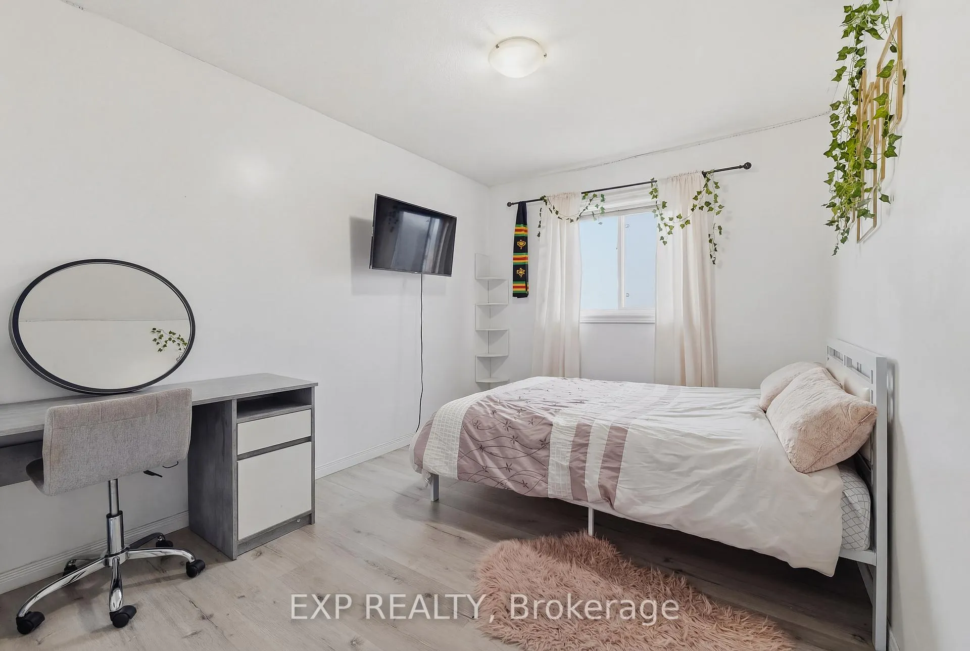 Photo 22 of Unit 9, 147 Kemp Crescent, Guelph, Grange Road — HOMEH