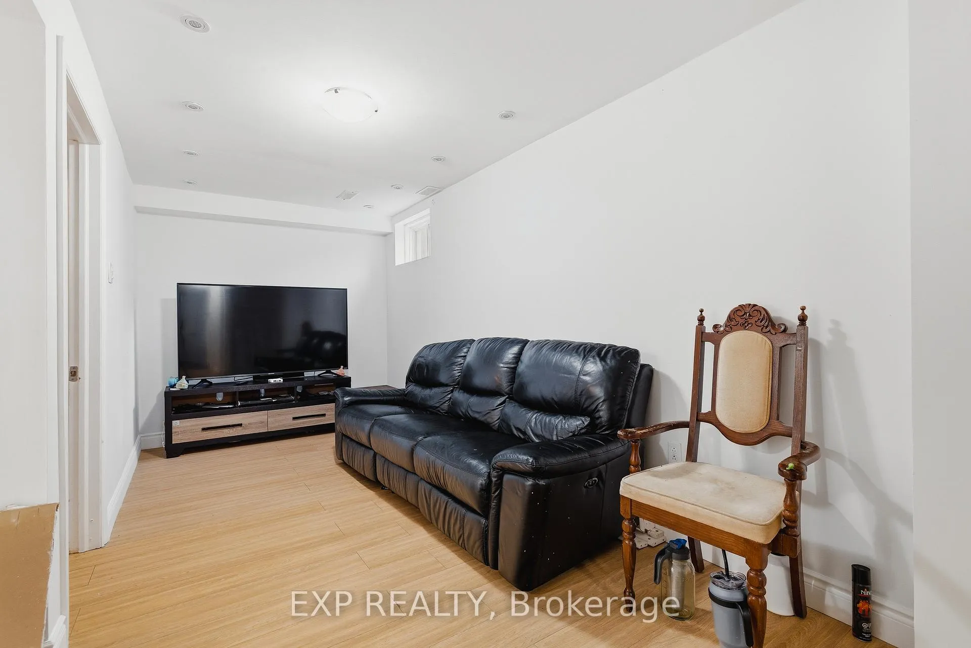 Photo 24 of Unit 9, 147 Kemp Crescent, Guelph, Grange Road — HOMEH