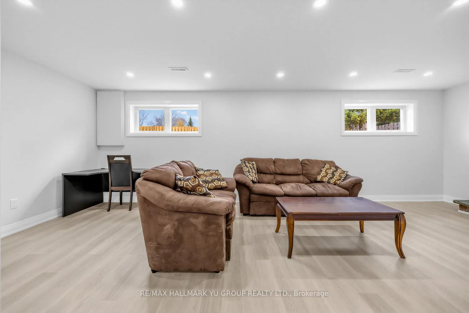 Photo 26 of 12 Pleasant View Drive, North York, Pleasant View — HOMEH