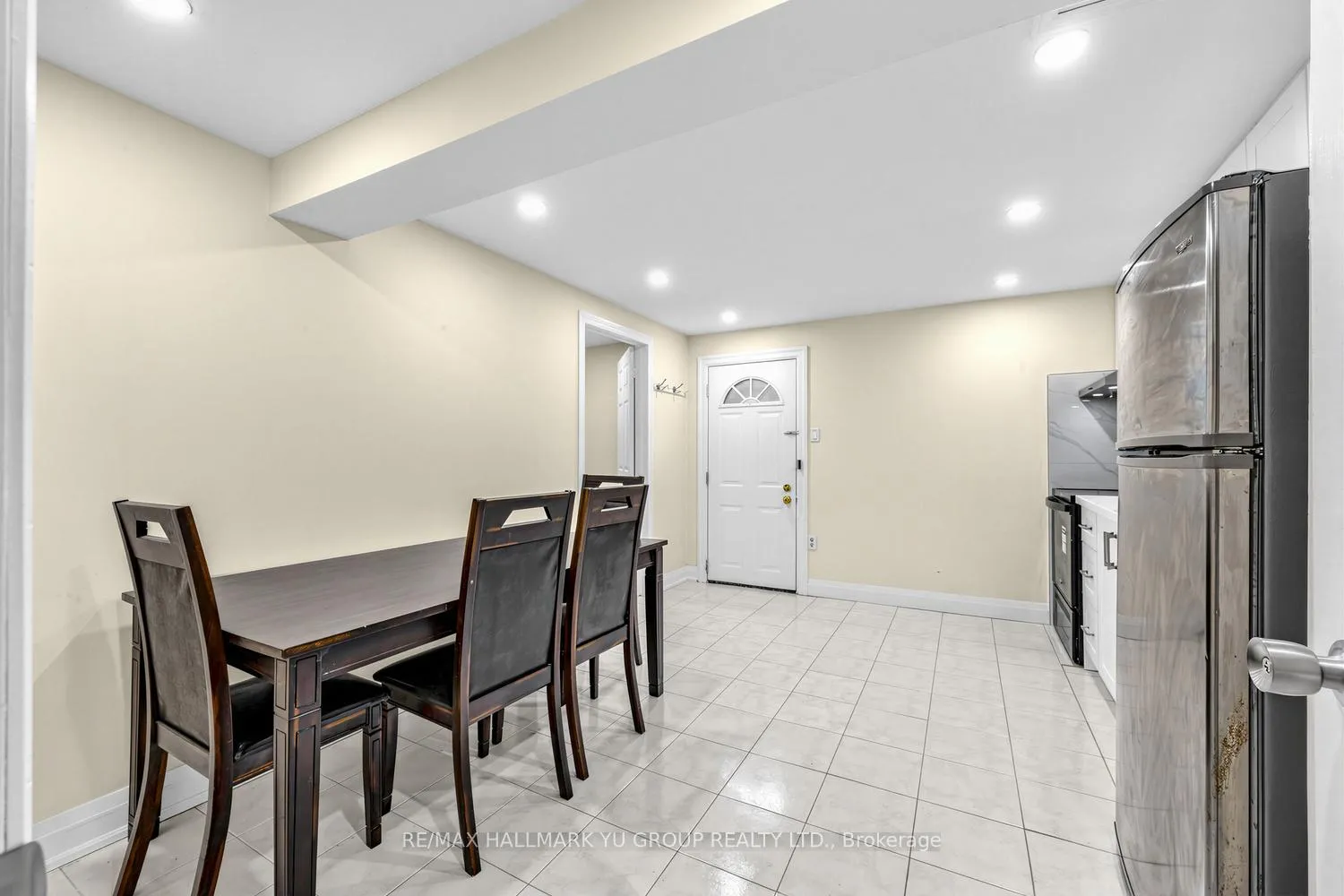 Photo 32 of 12 Pleasant View Drive, North York, Pleasant View — HOMEH