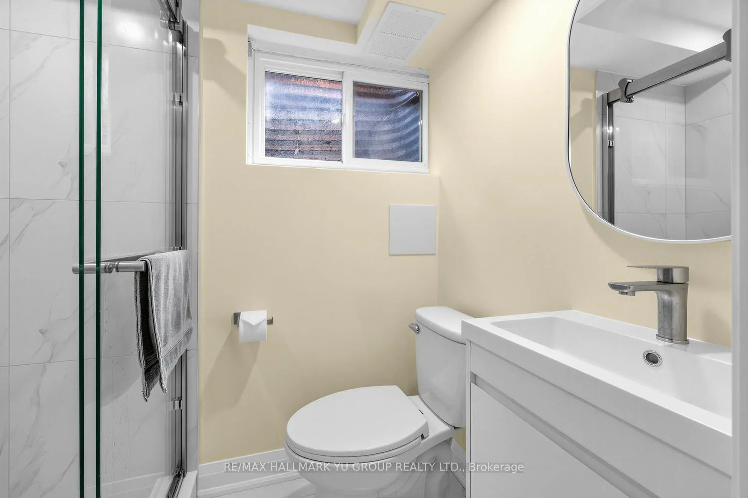 Photo 34 of 12 Pleasant View Drive, North York, Pleasant View — HOMEH