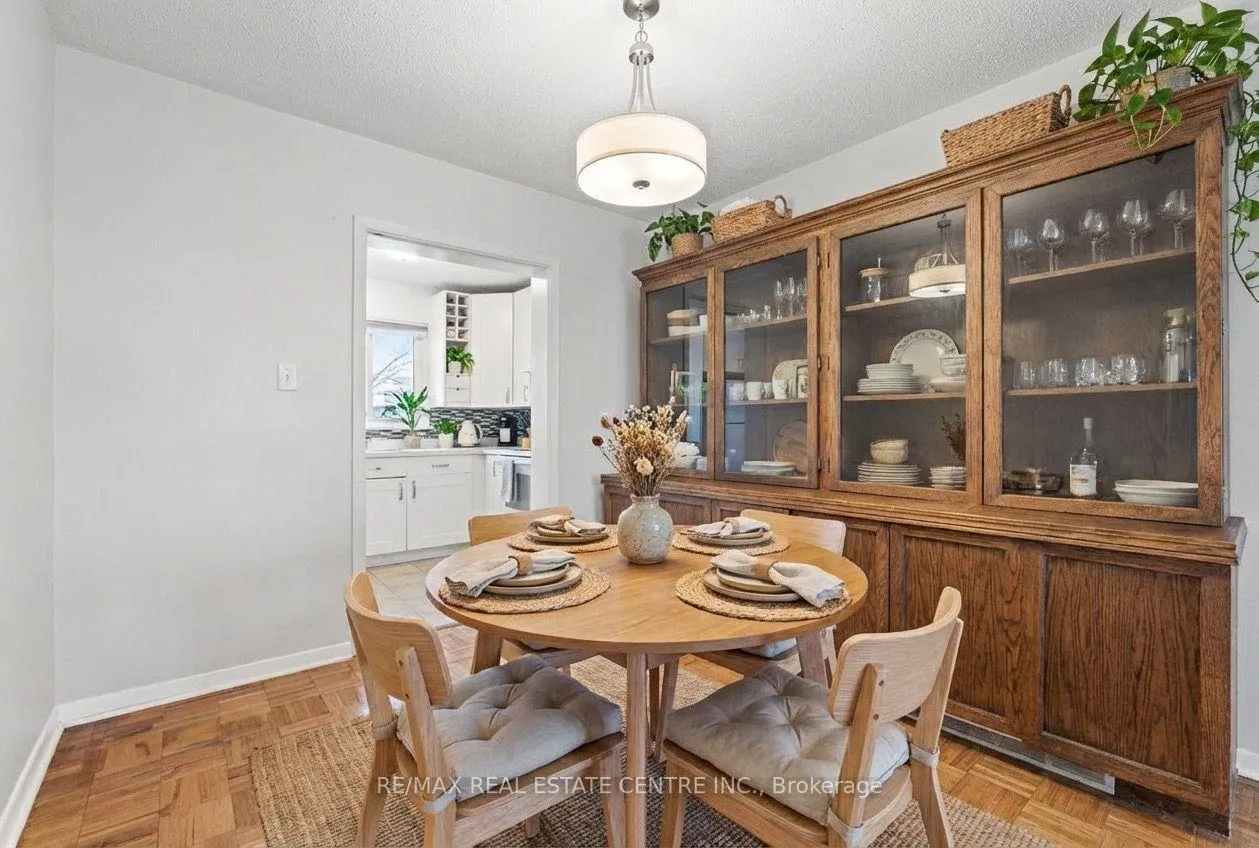 Photo 11 of 86 Judith Crescent, Brampton, Northgate — HOMEH