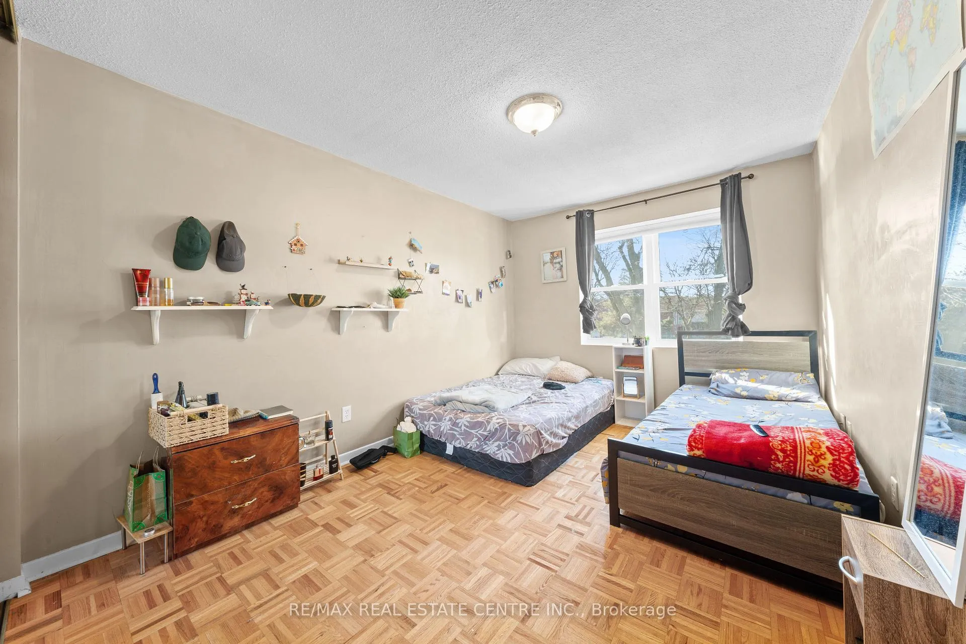 Photo 19 of 86 Judith Crescent, Brampton, Northgate — HOMEH