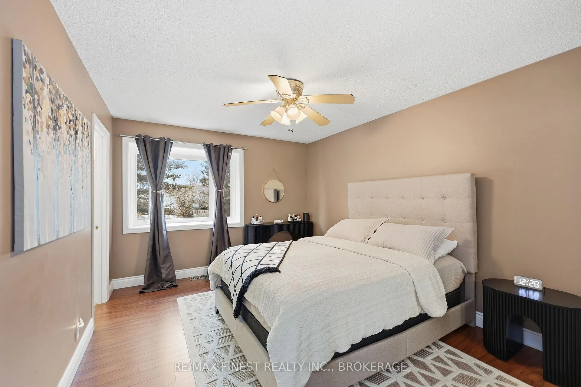 Photo 26 of 886 Pembridge Crescent, Kingston, South of Taylor-Kidd Blvd — HOMEH