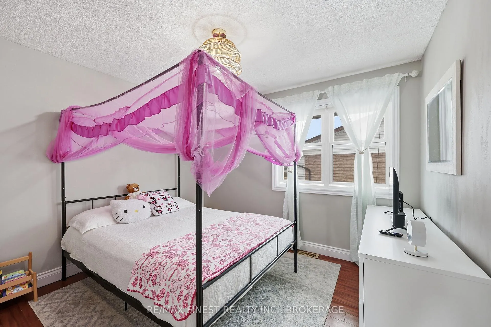 Photo 30 of 886 Pembridge Crescent, Kingston, South of Taylor-Kidd Blvd — HOMEH